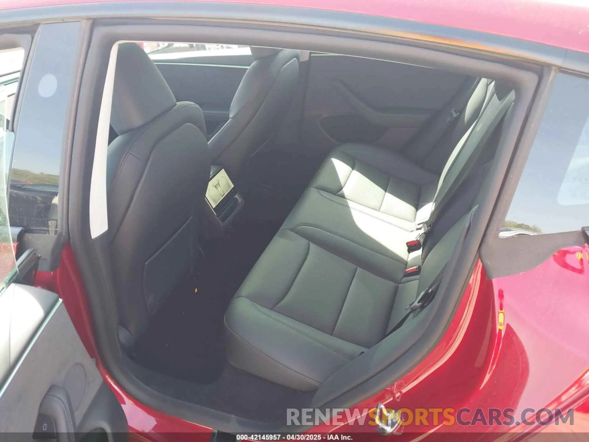 8 Photograph of a damaged car 5YJ3E1EB3SF893624 TESLA MODEL 3 2025