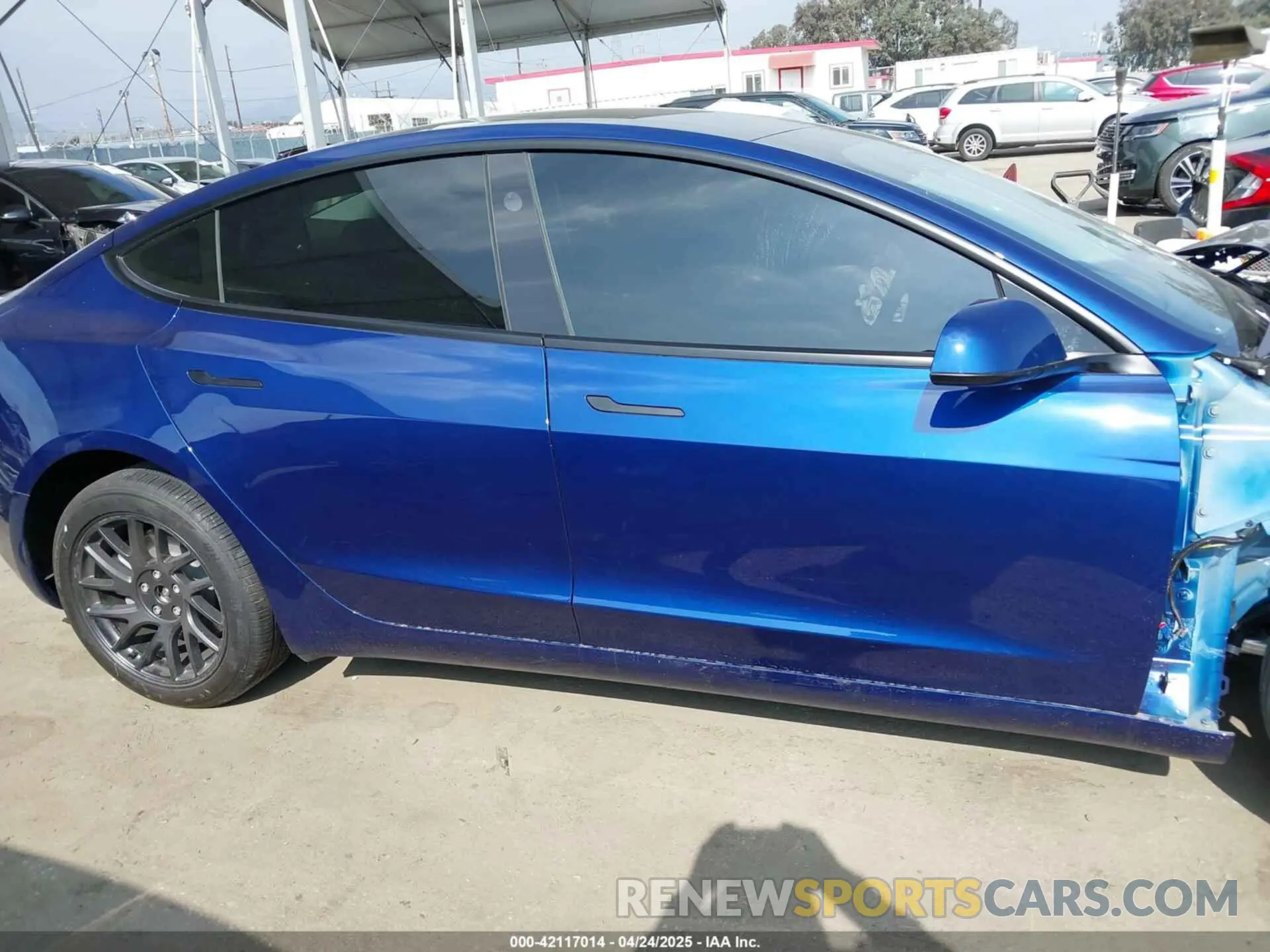 14 Photograph of a damaged car 5YJ3E1EB3SF907019 TESLA MODEL 3 2025