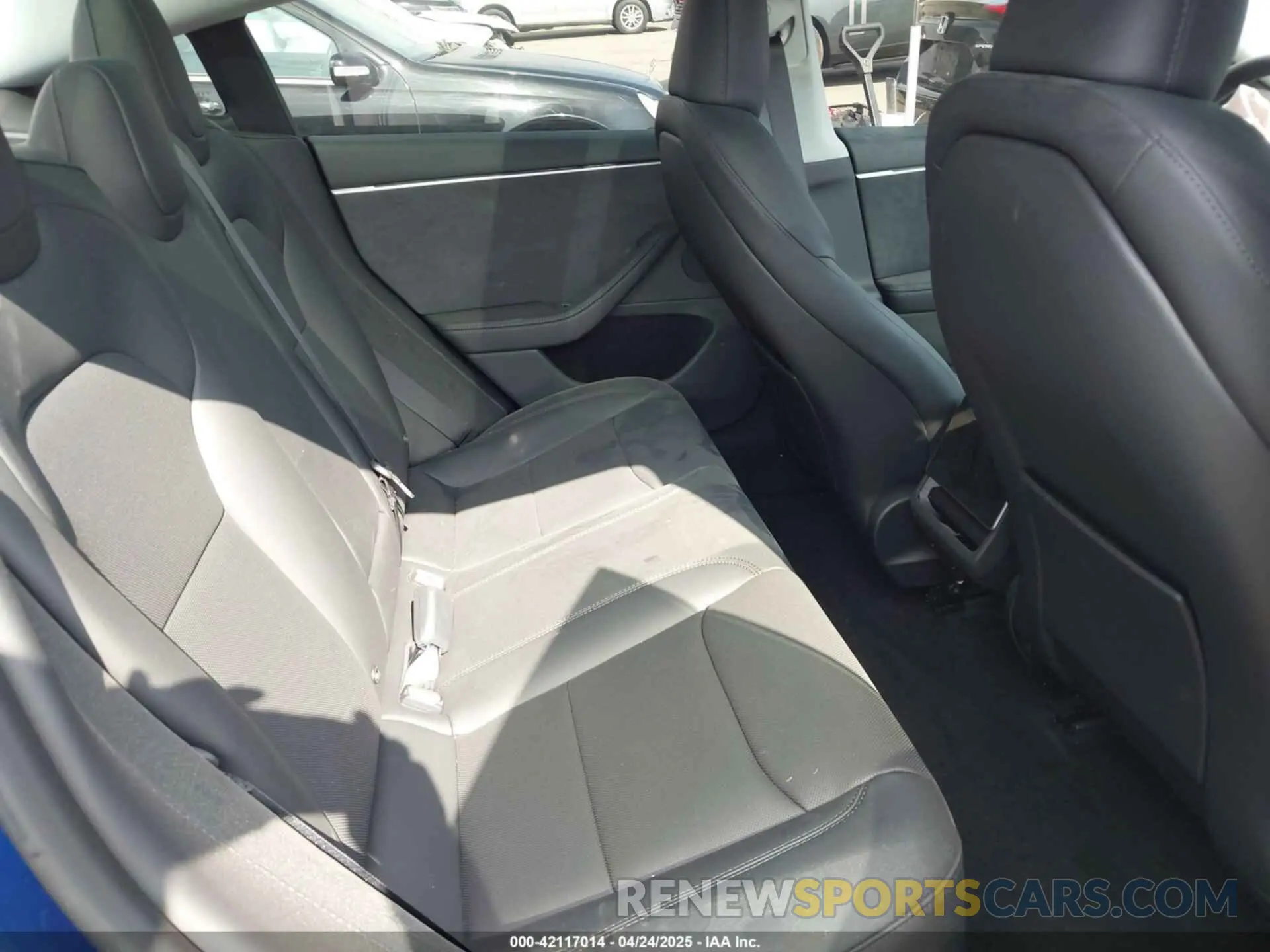 8 Photograph of a damaged car 5YJ3E1EB3SF907019 TESLA MODEL 3 2025