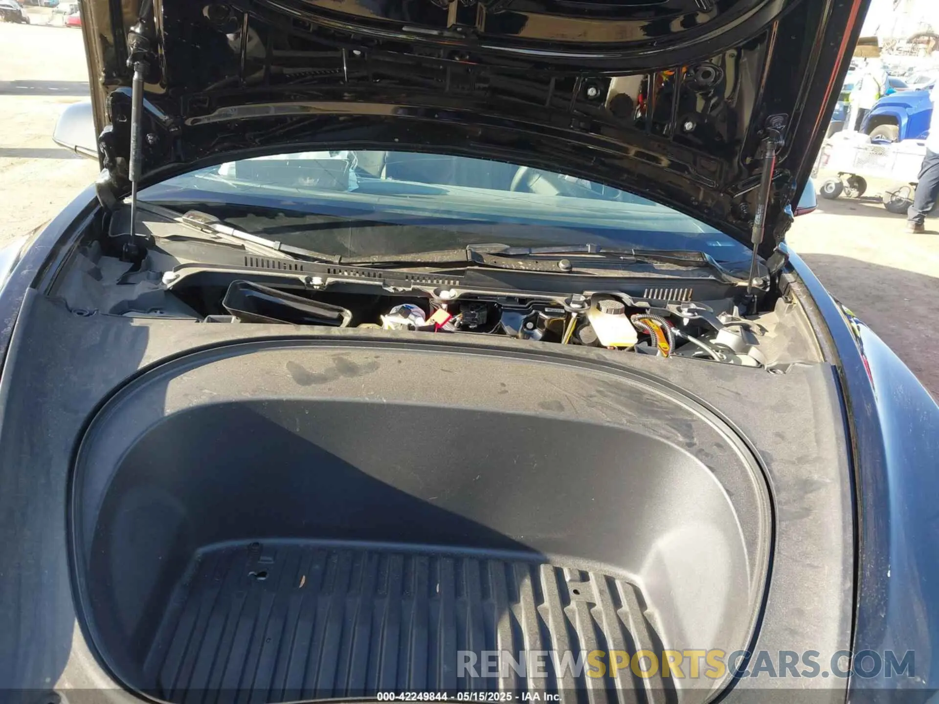 10 Photograph of a damaged car 5YJ3E1EB3SF926394 TESLA MODEL 3 2025