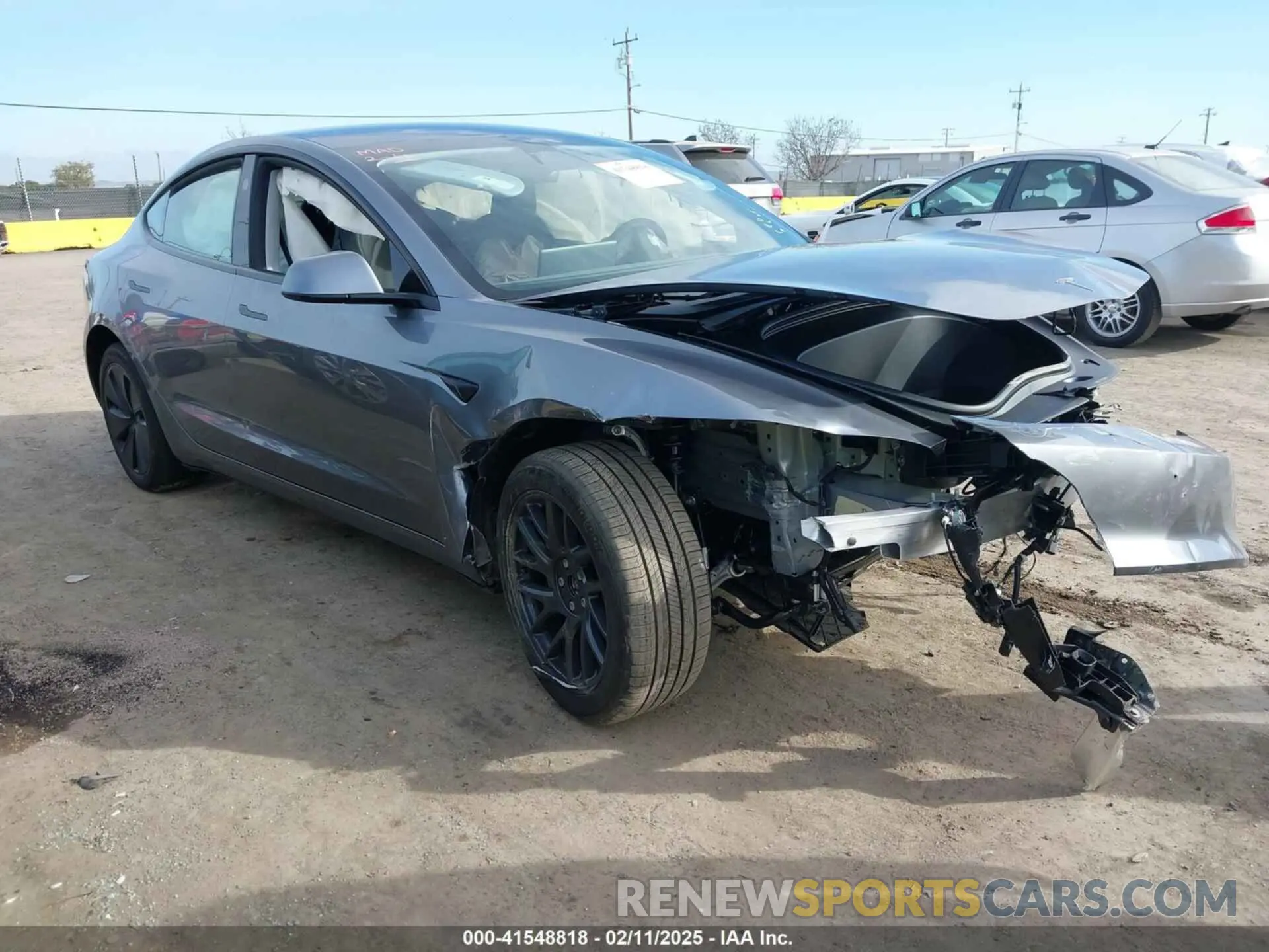 1 Photograph of a damaged car 5YJ3E1EB4SF873799 TESLA MODEL 3 2025