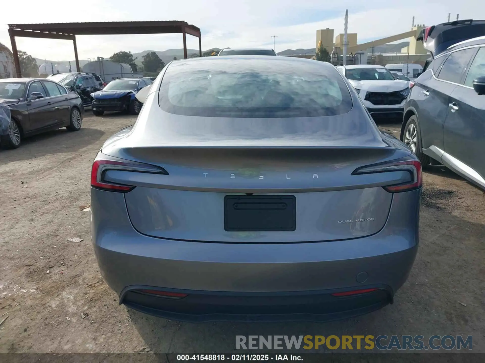 16 Photograph of a damaged car 5YJ3E1EB4SF873799 TESLA MODEL 3 2025