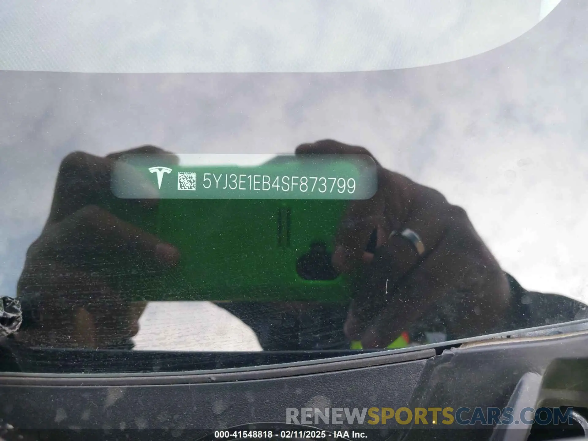 9 Photograph of a damaged car 5YJ3E1EB4SF873799 TESLA MODEL 3 2025