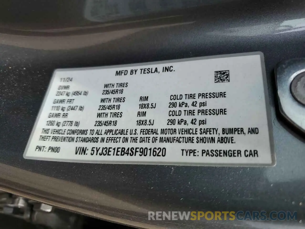 12 Photograph of a damaged car 5YJ3E1EB4SF901620 TESLA MODEL 3 2025