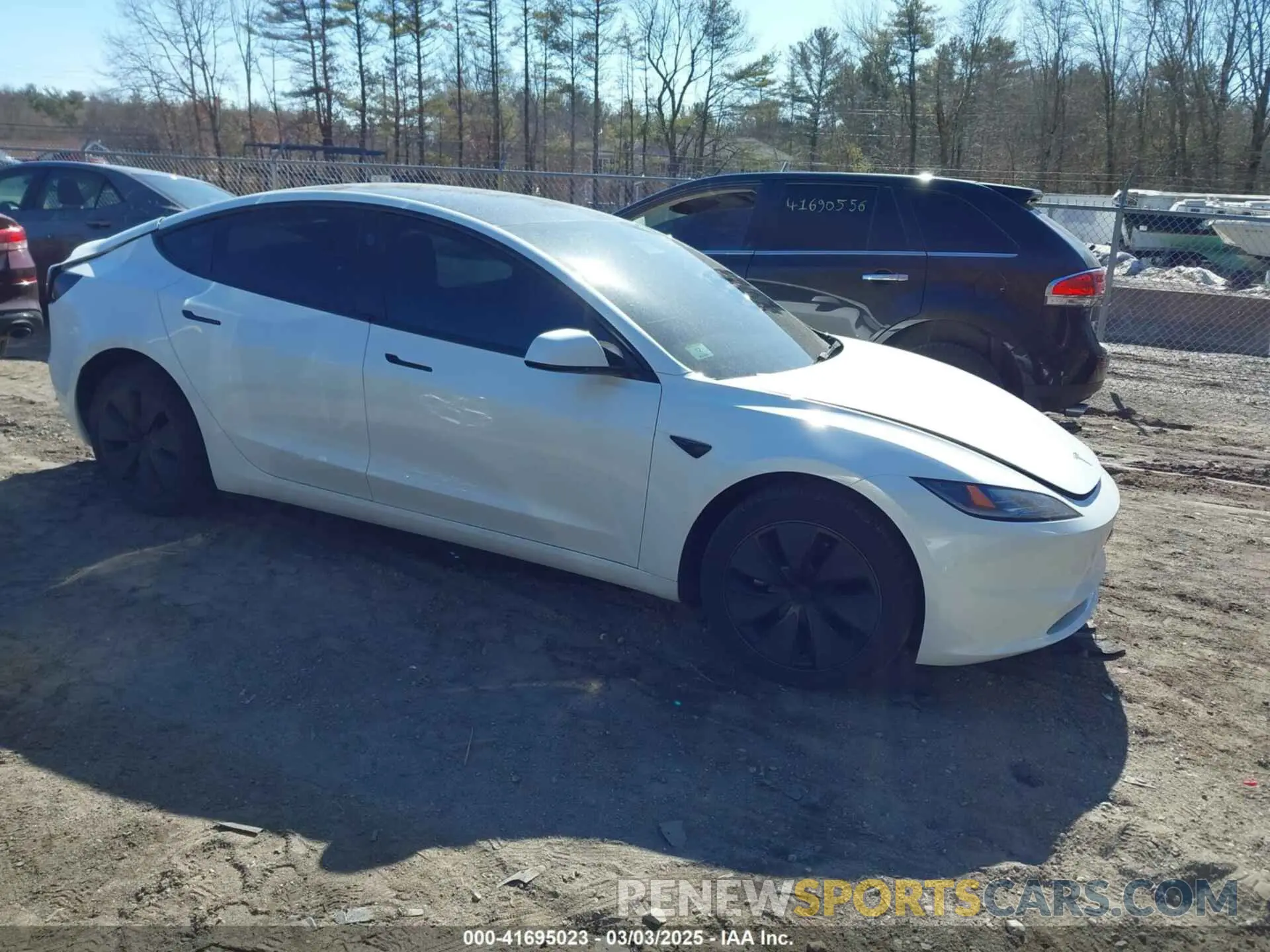 1 Photograph of a damaged car 5YJ3E1EB4SF914979 TESLA MODEL 3 2025
