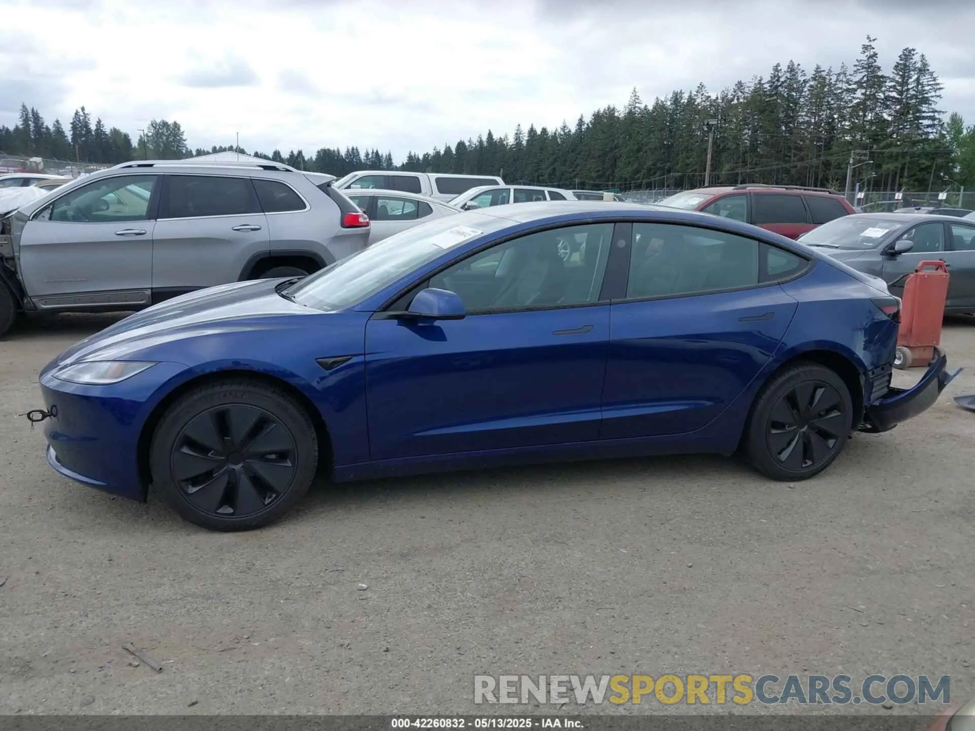 14 Photograph of a damaged car 5YJ3E1EB4SF928980 TESLA MODEL 3 2025