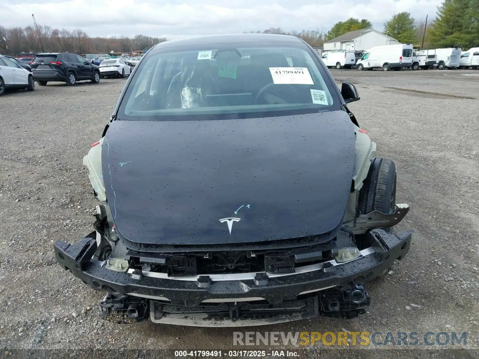 11 Photograph of a damaged car 5YJ3E1EB4SF938120 TESLA MODEL 3 2025