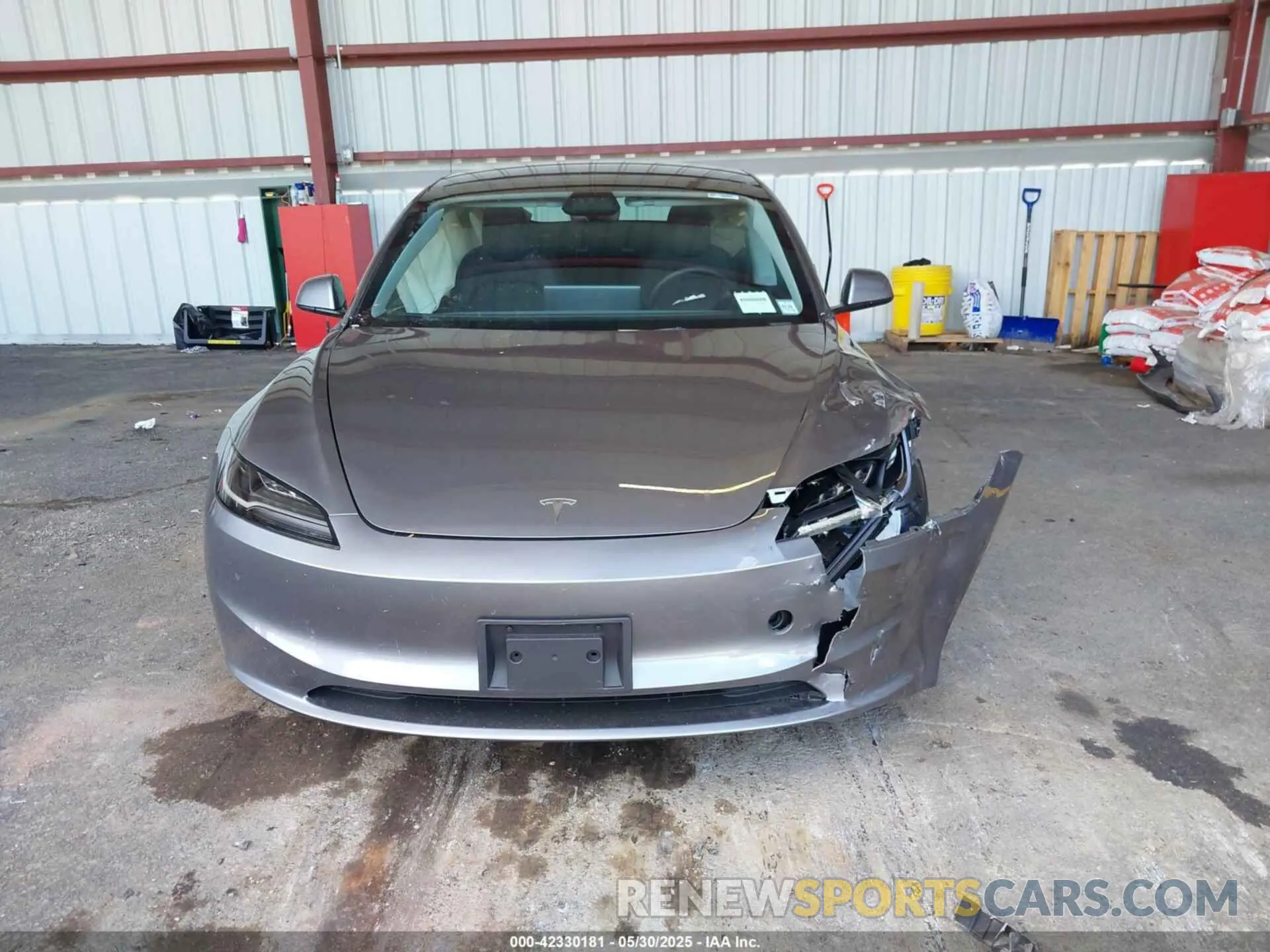 11 Photograph of a damaged car 5YJ3E1EB4SF943771 TESLA MODEL 3 2025