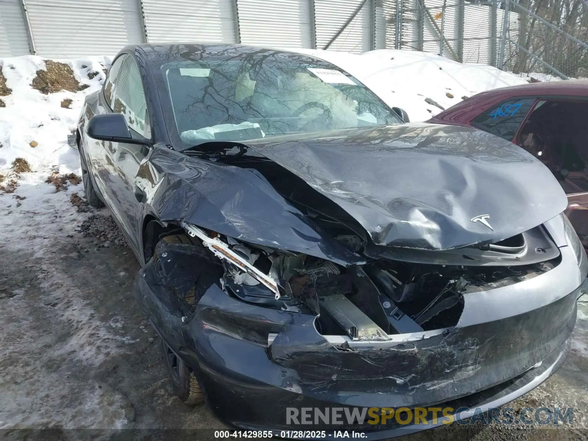 20 Photograph of a damaged car 5YJ3E1EB5SF880681 TESLA MODEL 3 2025