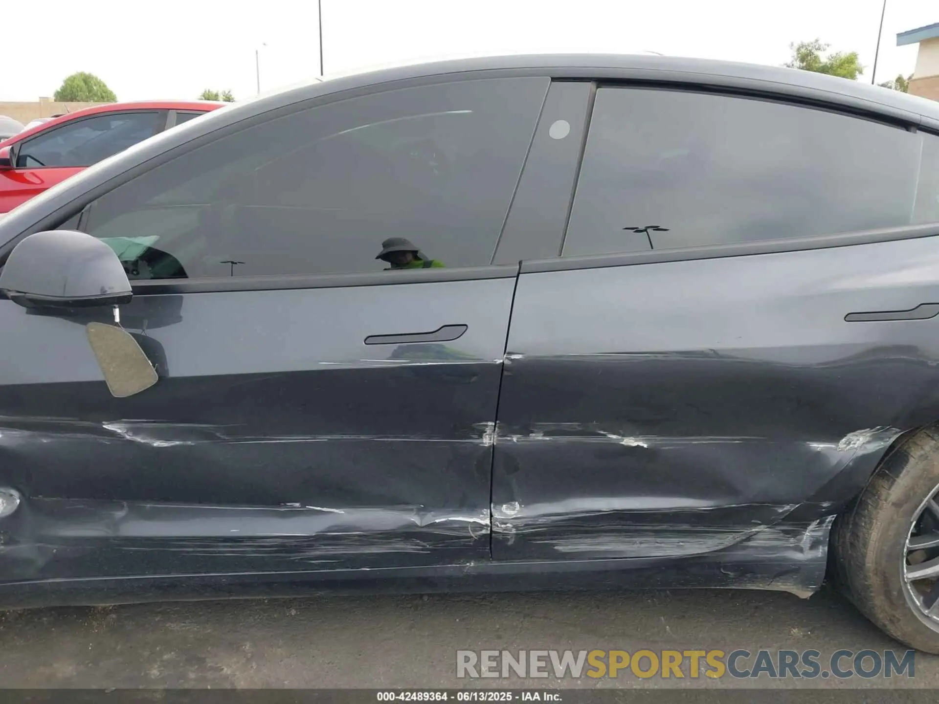 14 Photograph of a damaged car 5YJ3E1EB5SF881992 TESLA MODEL 3 2025