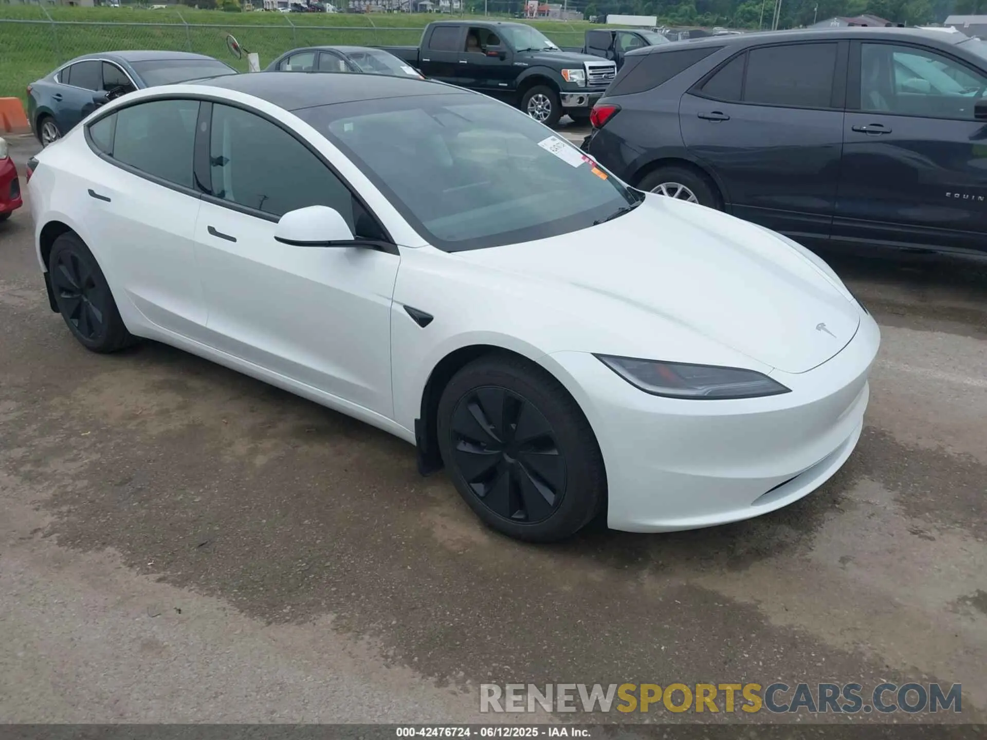 1 Photograph of a damaged car 5YJ3E1EB5SF893625 TESLA MODEL 3 2025