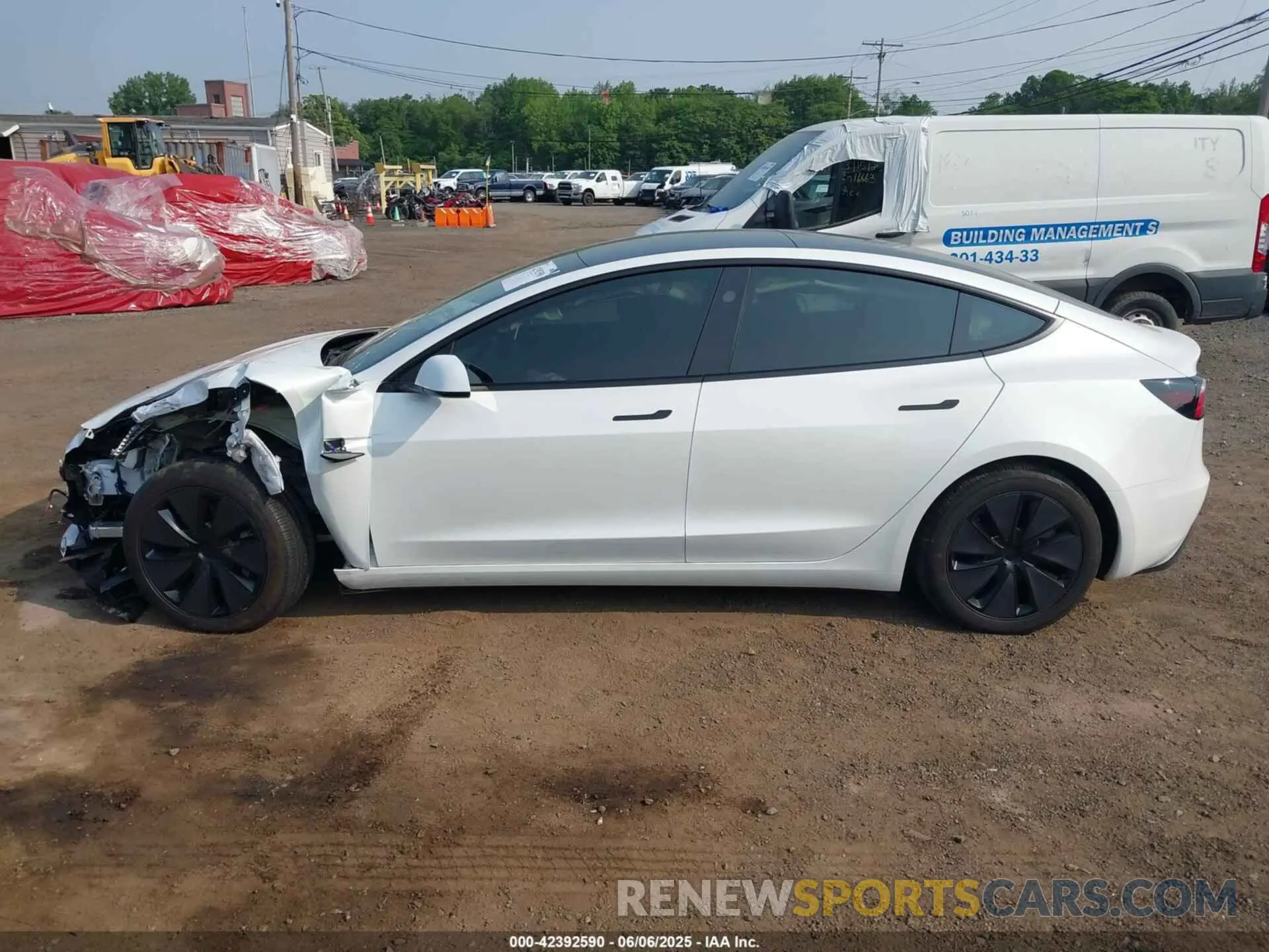 13 Photograph of a damaged car 5YJ3E1EB5SF894032 TESLA MODEL 3 2025