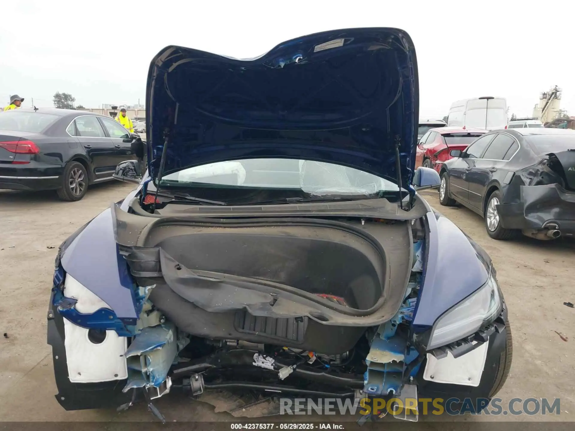 12 Photograph of a damaged car 5YJ3E1EB5SF939258 TESLA MODEL 3 2025