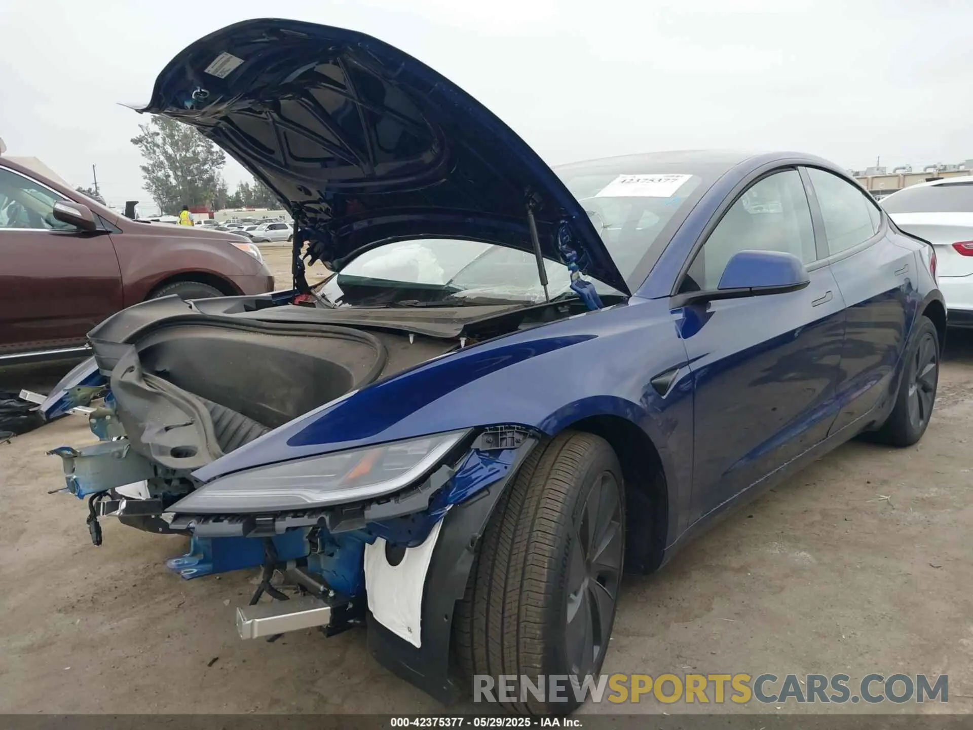 2 Photograph of a damaged car 5YJ3E1EB5SF939258 TESLA MODEL 3 2025