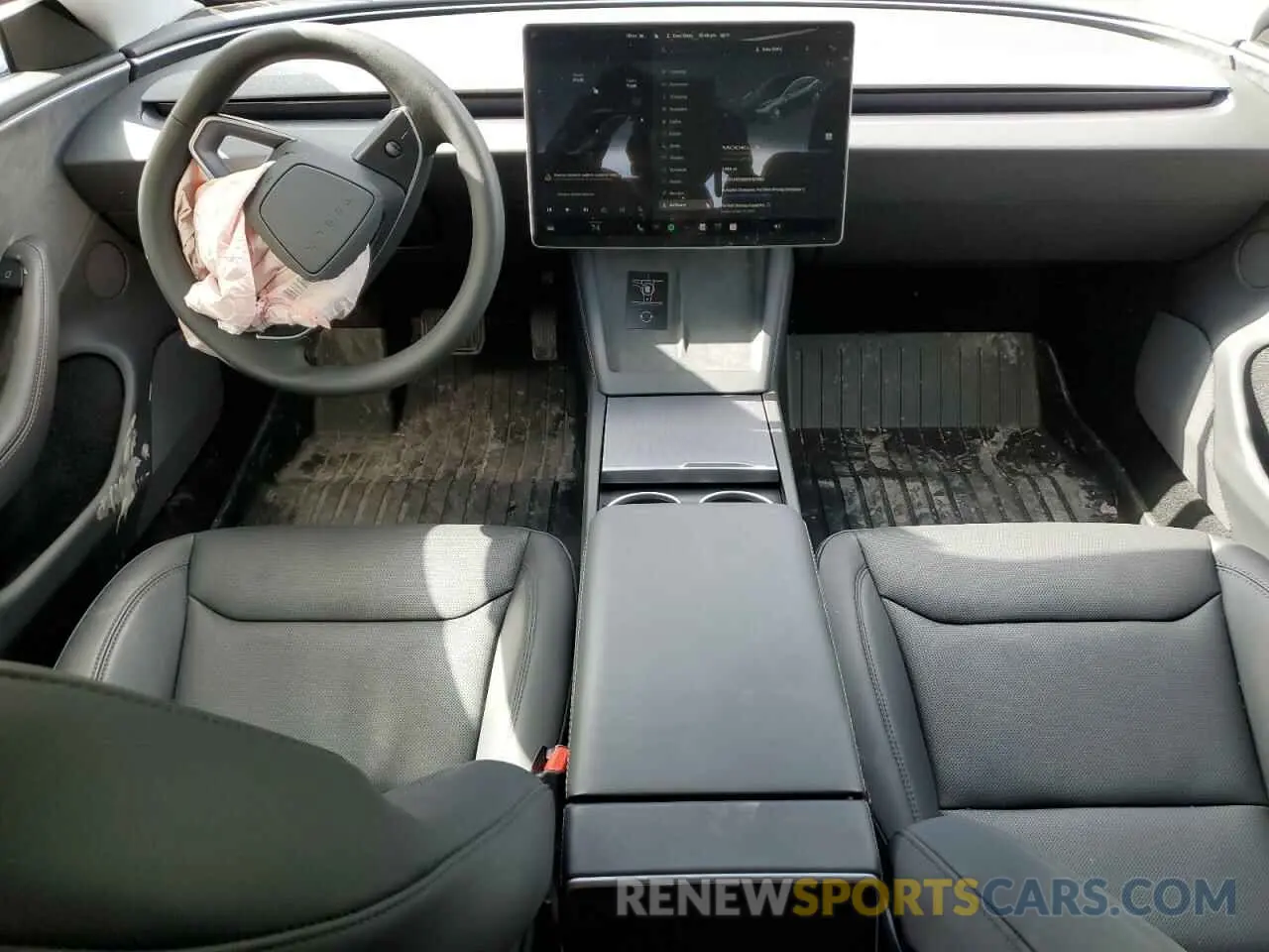 8 Photograph of a damaged car 5YJ3E1EB6SF921092 TESLA MODEL 3 2025