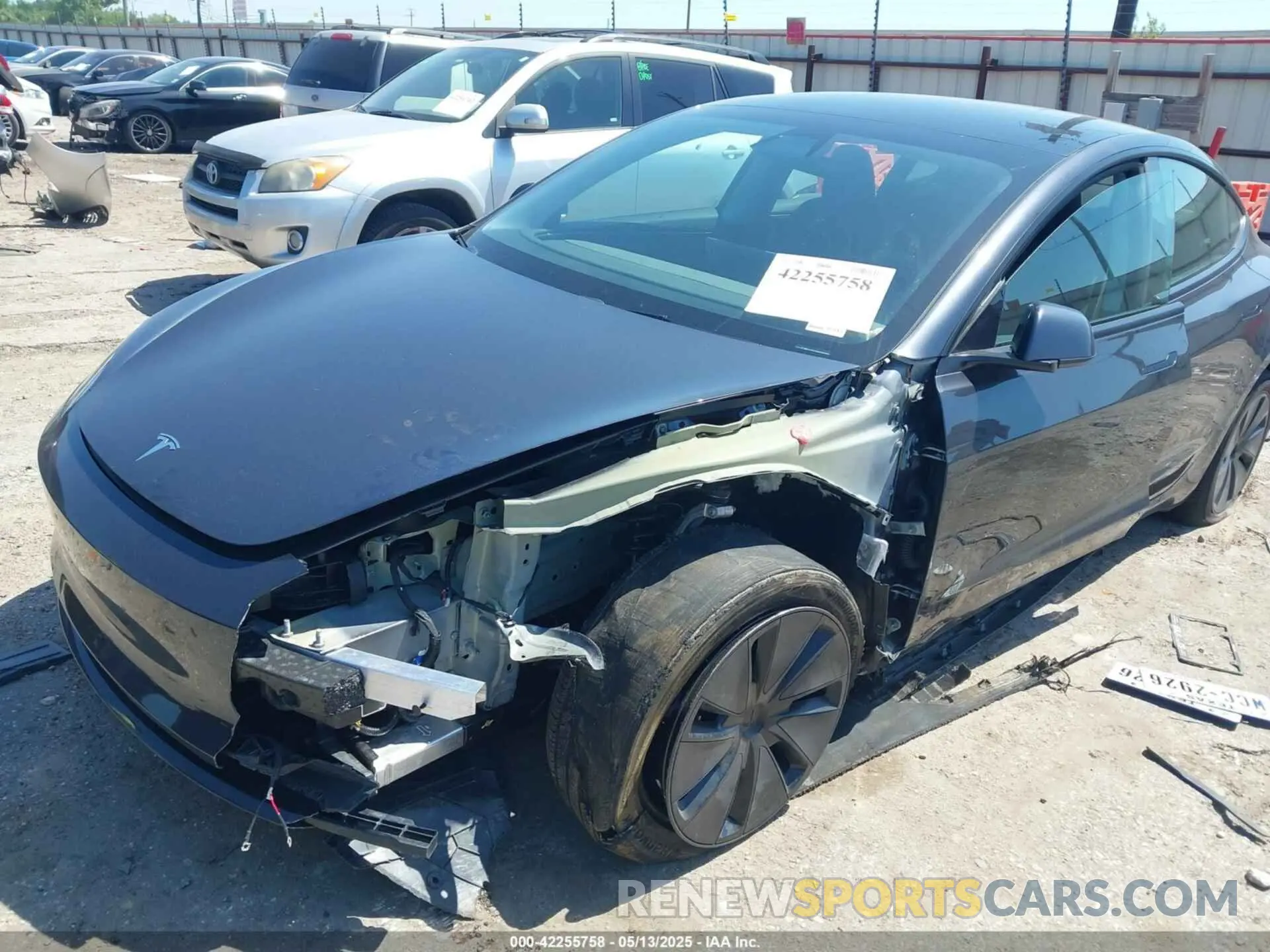 6 Photograph of a damaged car 5YJ3E1EB6SF924607 TESLA MODEL 3 2025