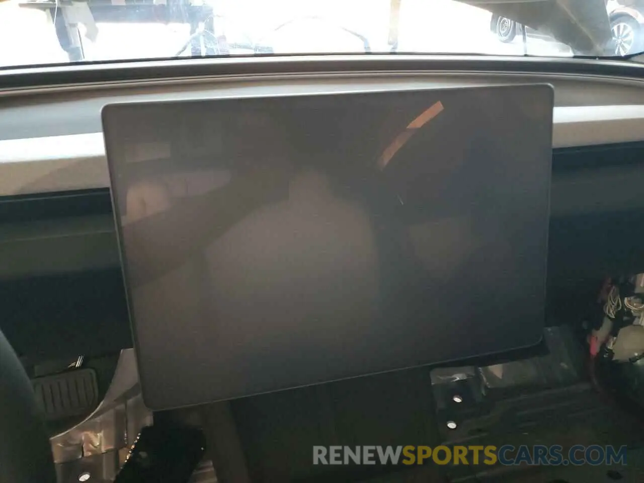 9 Photograph of a damaged car 5YJ3E1EB6SF935588 TESLA MODEL 3 2025