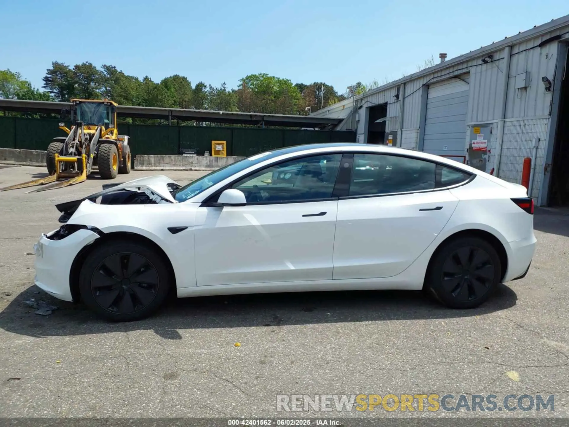 13 Photograph of a damaged car 5YJ3E1EB7SF931422 TESLA MODEL 3 2025