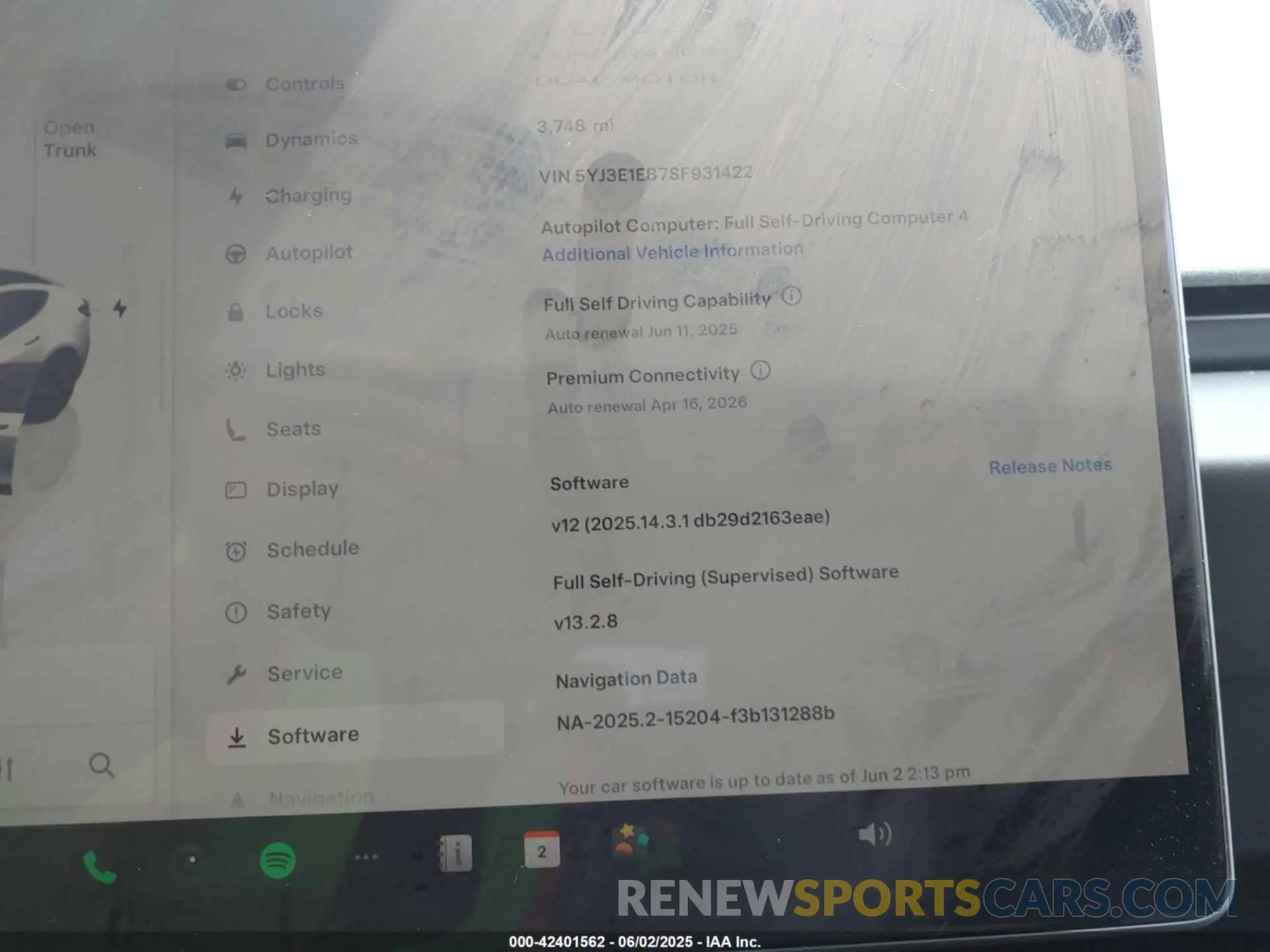 17 Photograph of a damaged car 5YJ3E1EB7SF931422 TESLA MODEL 3 2025