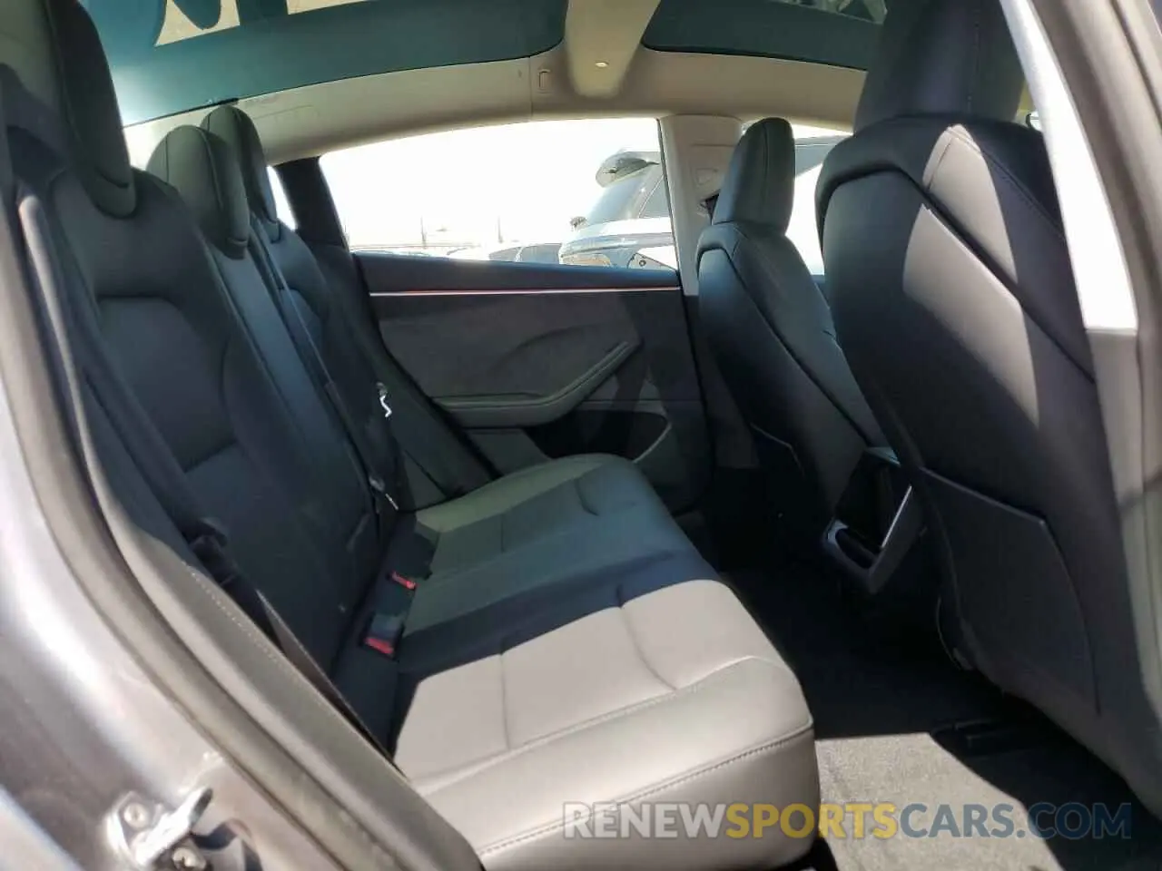 11 Photograph of a damaged car 5YJ3E1EB7SF932568 TESLA MODEL 3 2025