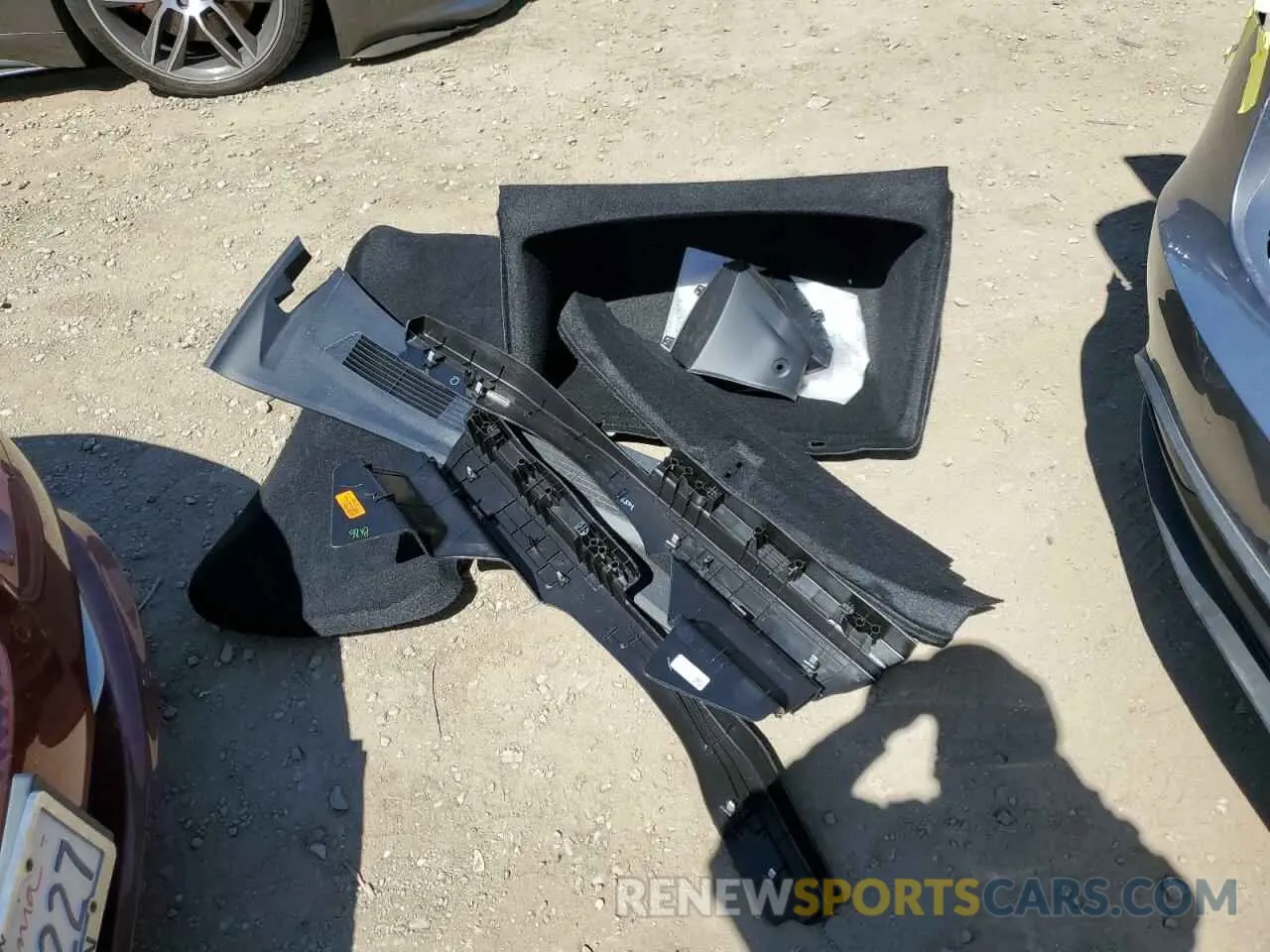14 Photograph of a damaged car 5YJ3E1EB7SF932568 TESLA MODEL 3 2025