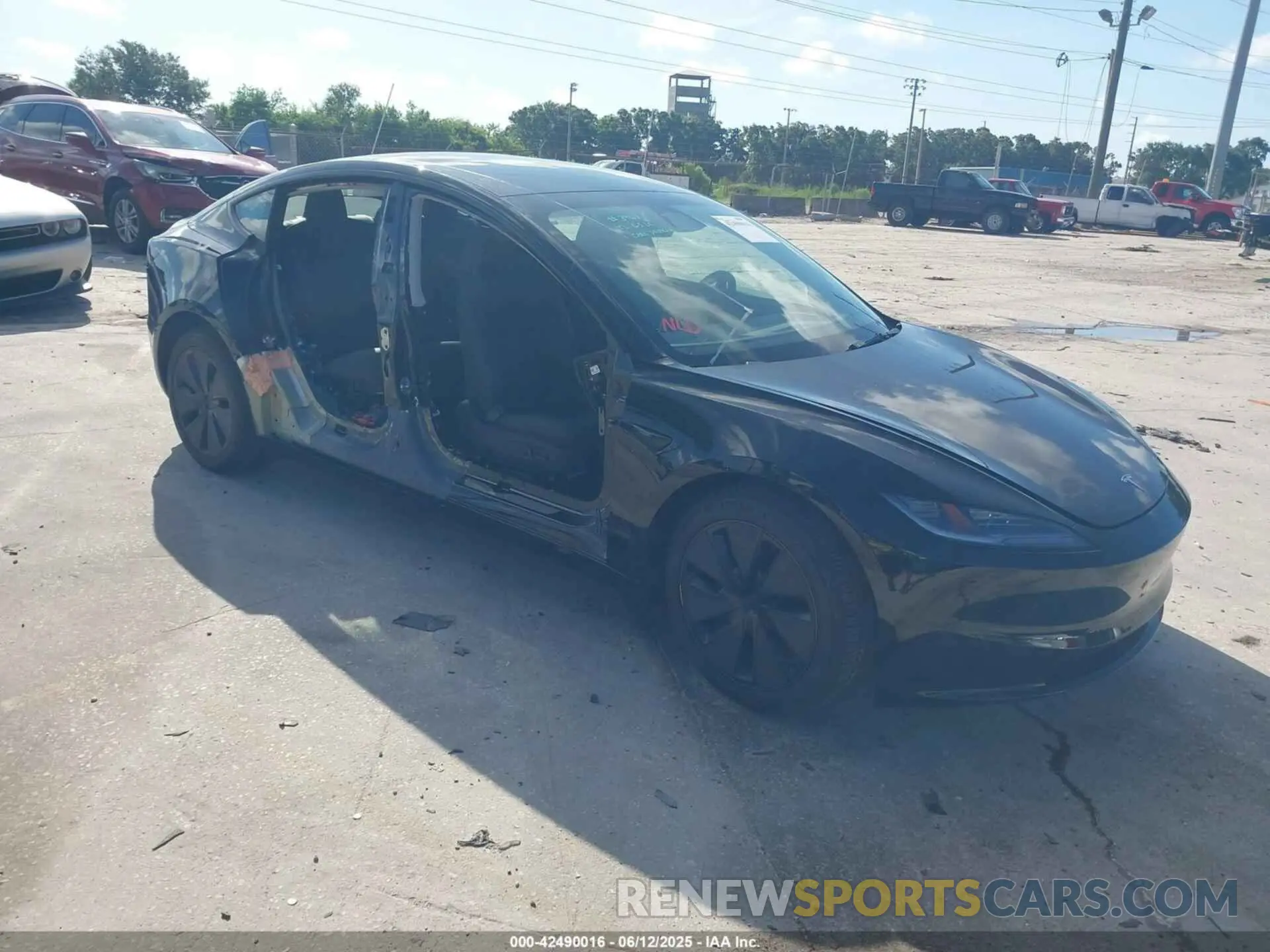 1 Photograph of a damaged car 5YJ3E1EB8SF887317 TESLA MODEL 3 2025
