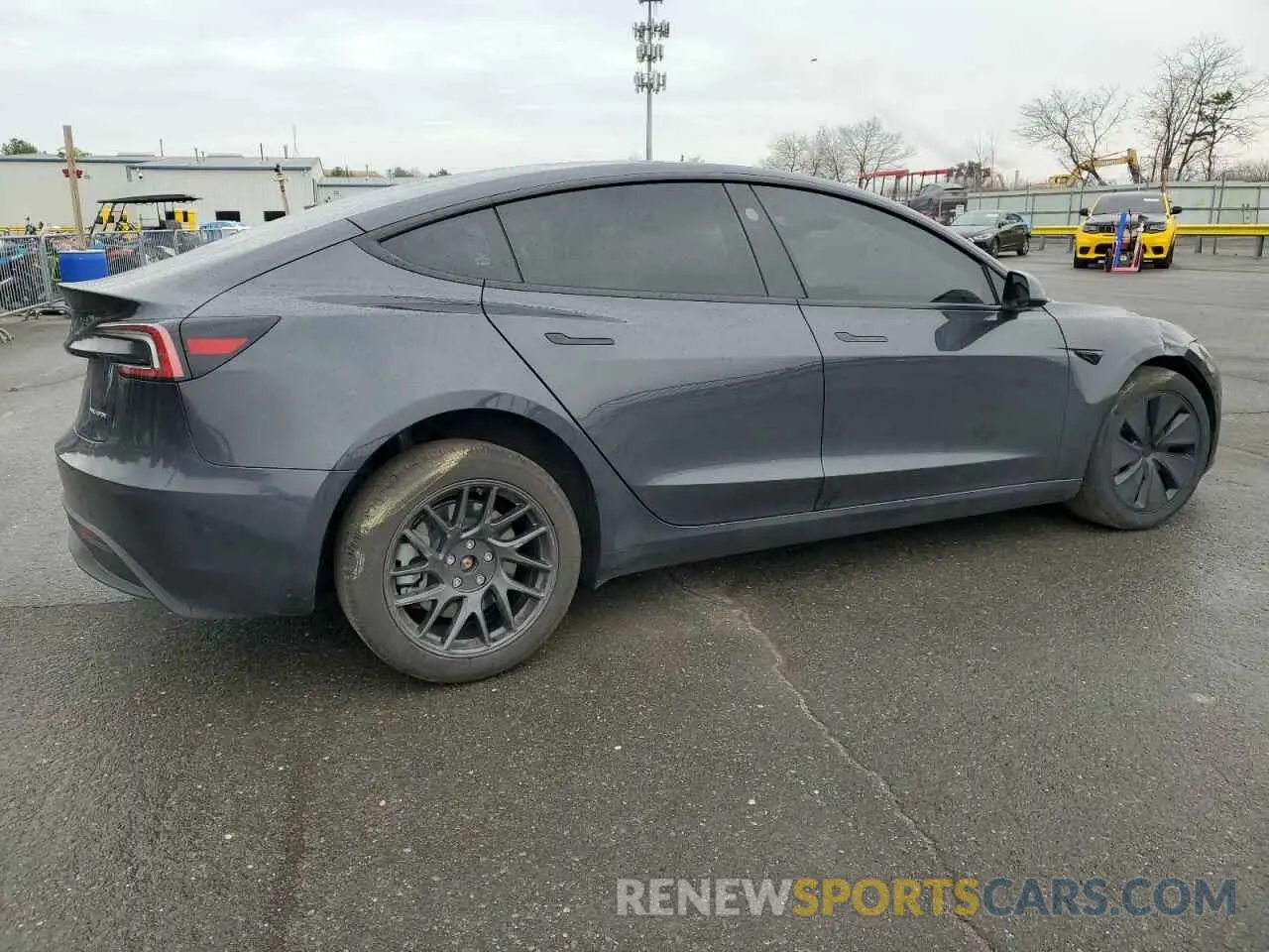 3 Photograph of a damaged car 5YJ3E1EB8SF927606 TESLA MODEL 3 2025