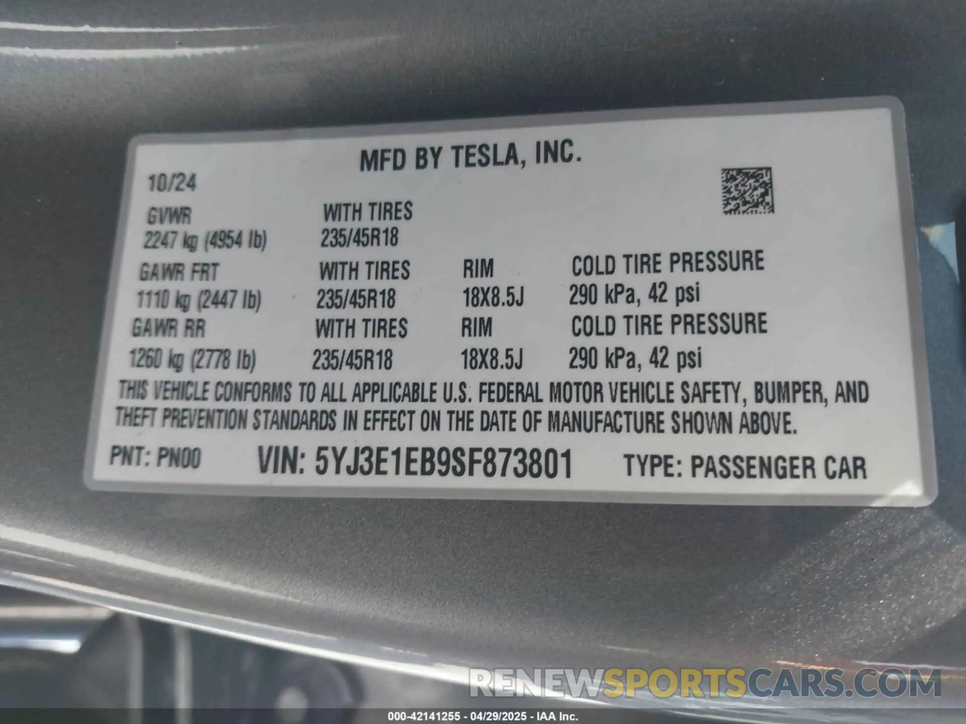 9 Photograph of a damaged car 5YJ3E1EB9SF873801 TESLA MODEL 3 2025