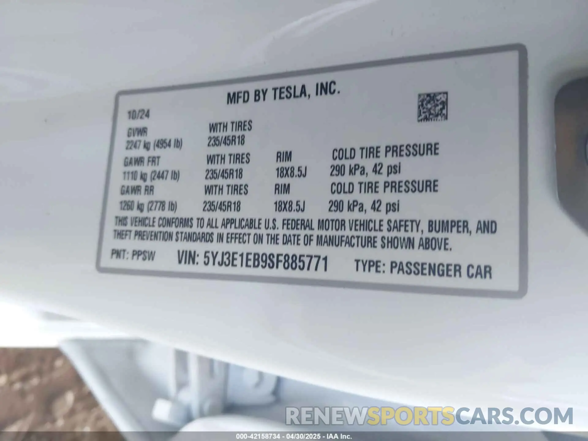 9 Photograph of a damaged car 5YJ3E1EB9SF885771 TESLA MODEL 3 2025