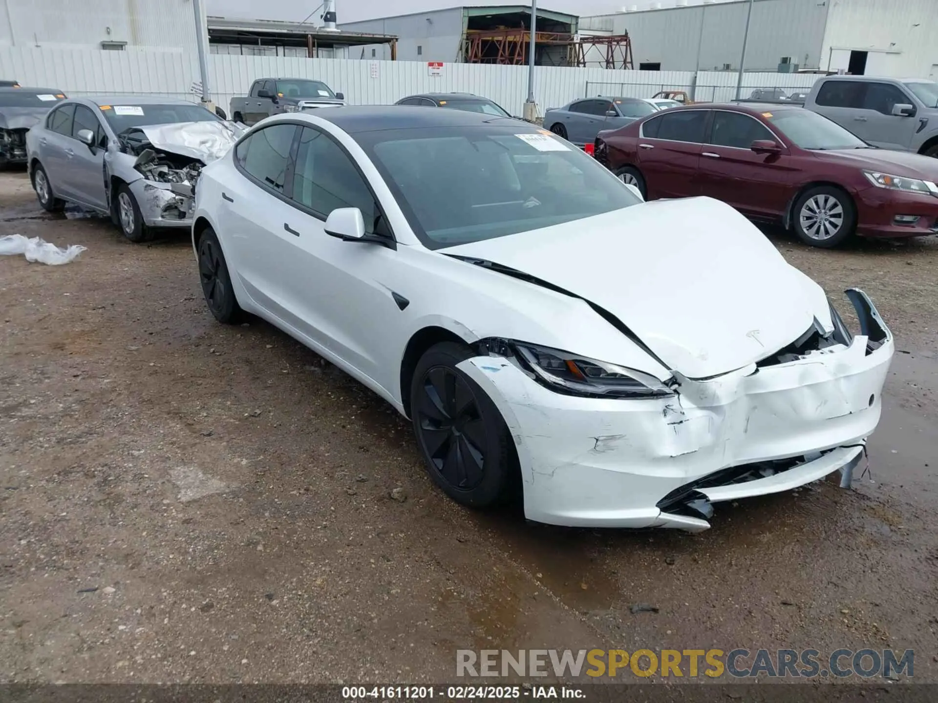 1 Photograph of a damaged car 5YJ3E1EB9SF904223 TESLA MODEL 3 2025