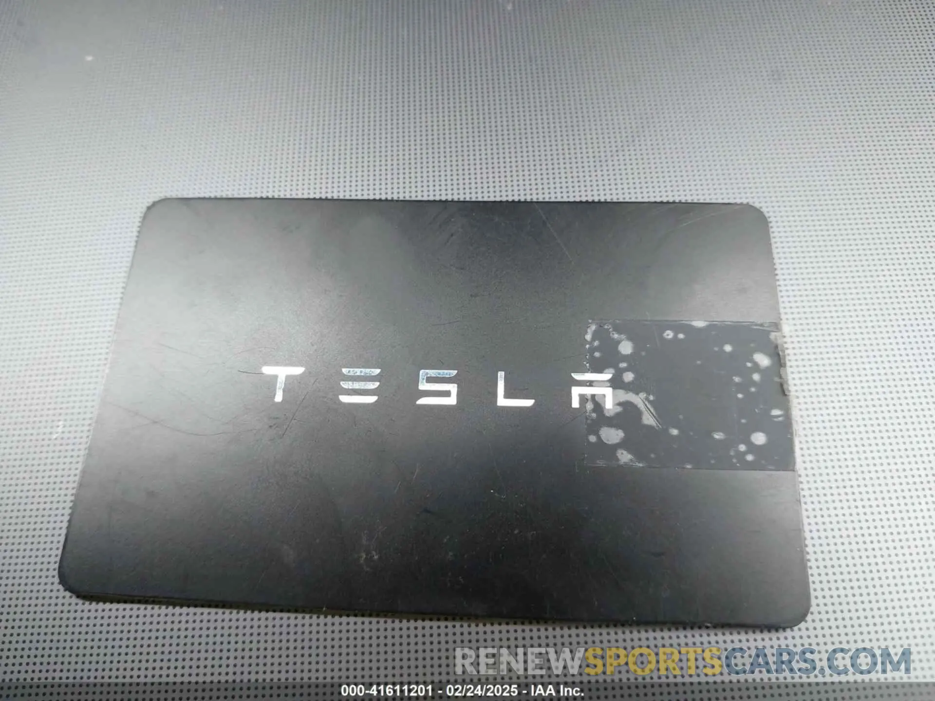 11 Photograph of a damaged car 5YJ3E1EB9SF904223 TESLA MODEL 3 2025