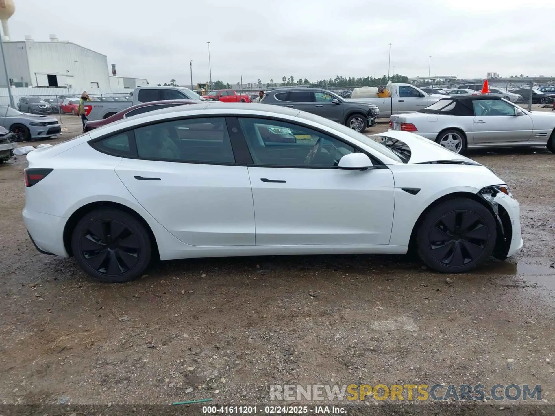 13 Photograph of a damaged car 5YJ3E1EB9SF904223 TESLA MODEL 3 2025