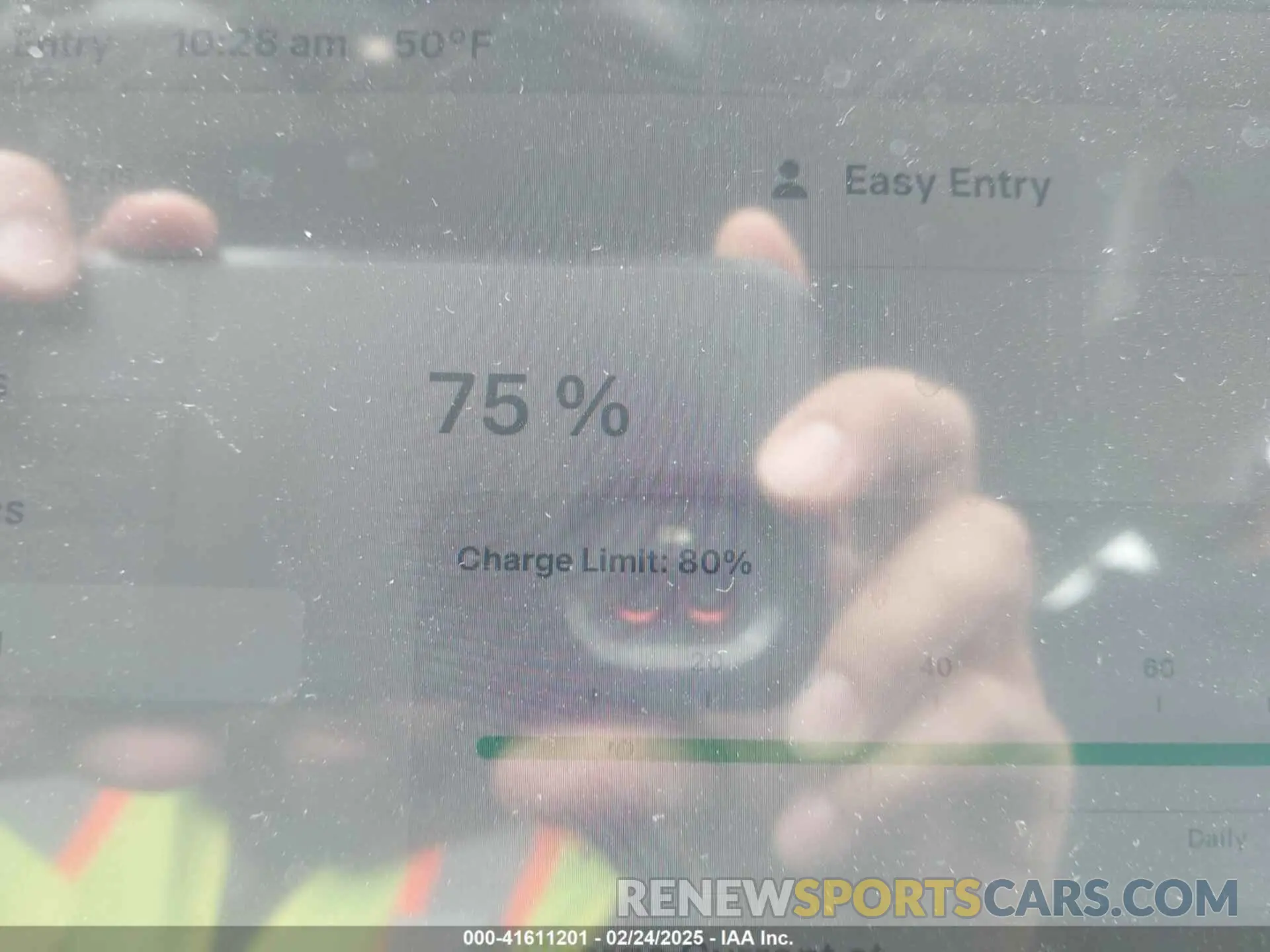 17 Photograph of a damaged car 5YJ3E1EB9SF904223 TESLA MODEL 3 2025