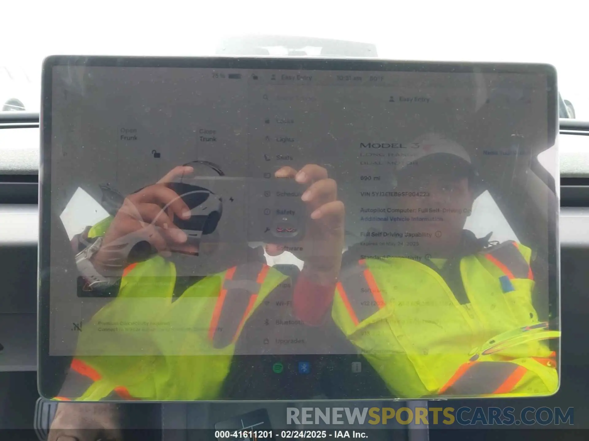 7 Photograph of a damaged car 5YJ3E1EB9SF904223 TESLA MODEL 3 2025