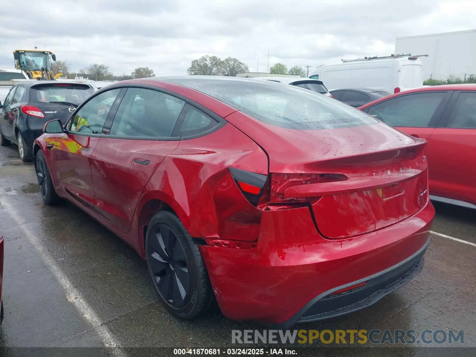 3 Photograph of a damaged car 5YJ3E1EB9SF928781 TESLA MODEL 3 2025