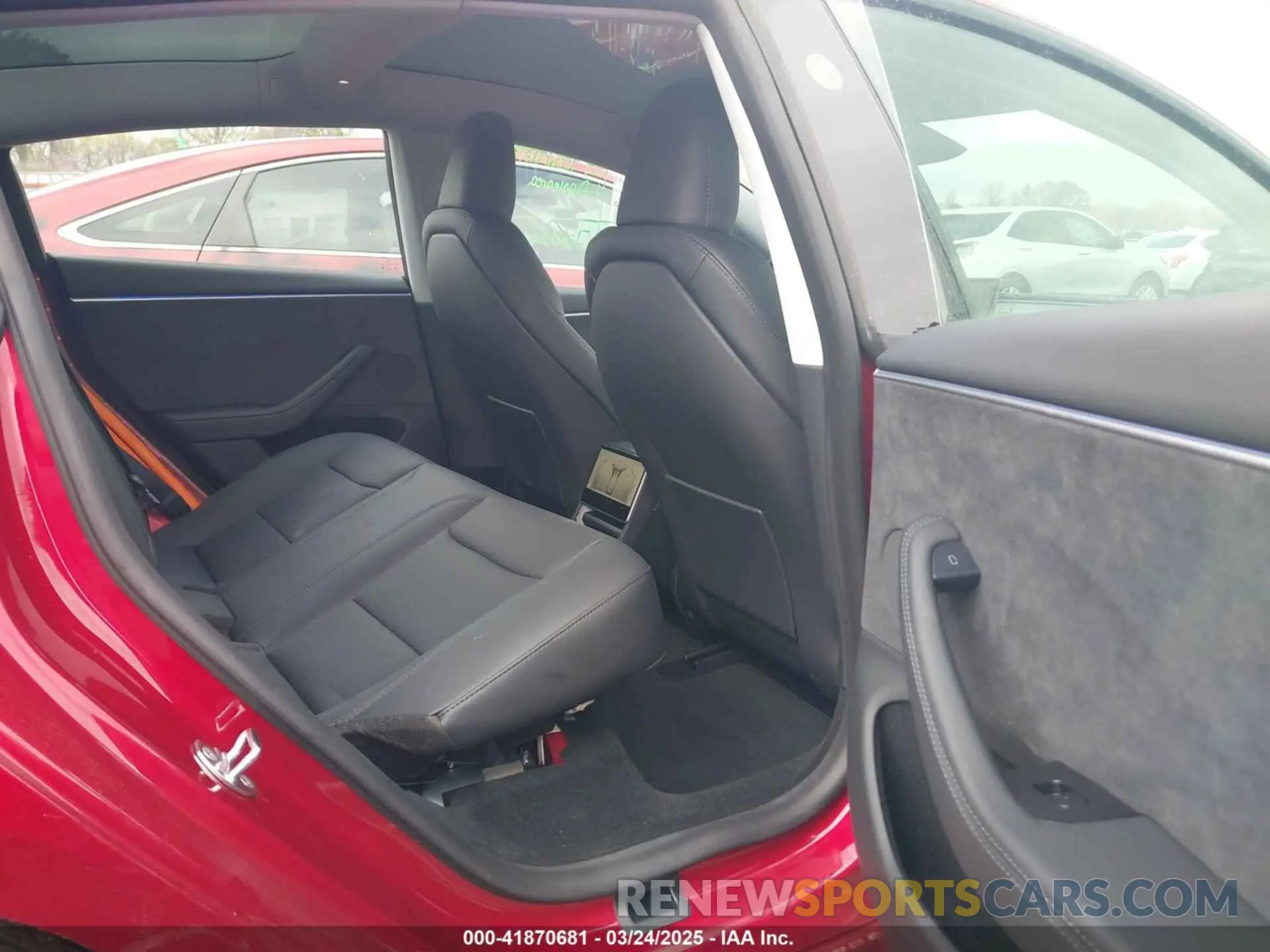 8 Photograph of a damaged car 5YJ3E1EB9SF928781 TESLA MODEL 3 2025
