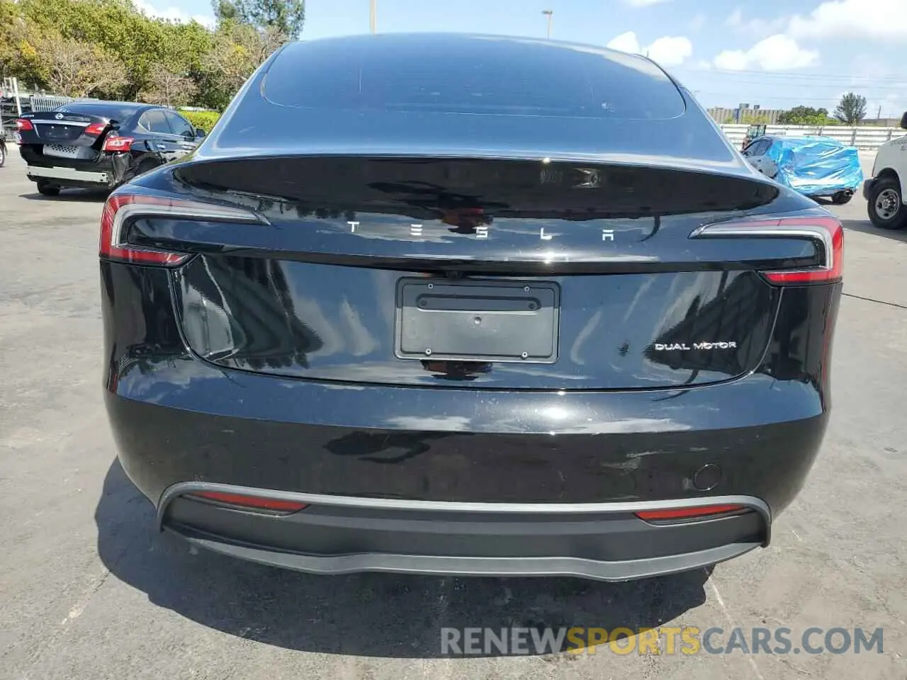 6 Photograph of a damaged car 5YJ3E1EBXSF892566 TESLA MODEL 3 2025