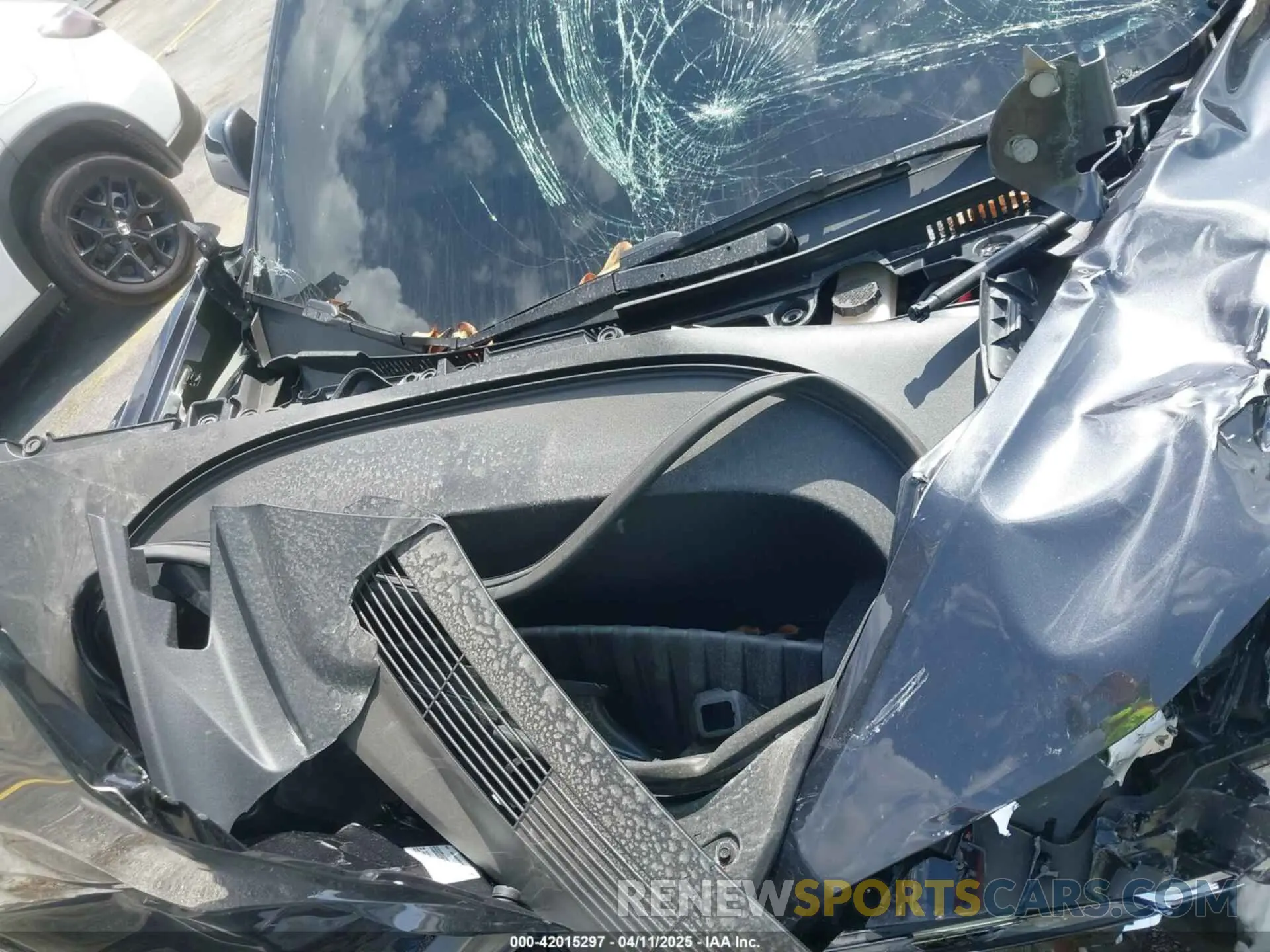10 Photograph of a damaged car 5YJ3E1EBXSF909124 TESLA MODEL 3 2025