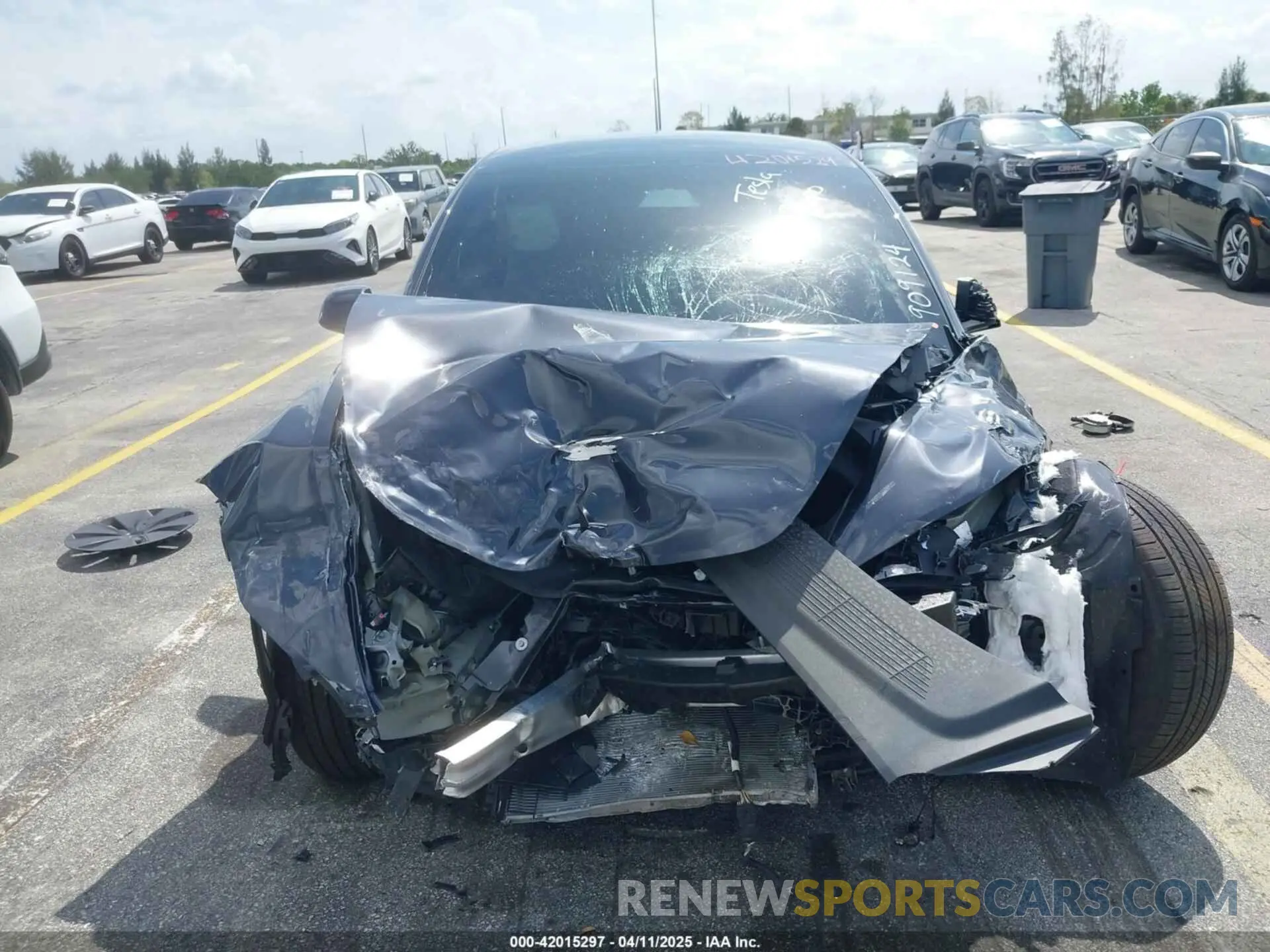 11 Photograph of a damaged car 5YJ3E1EBXSF909124 TESLA MODEL 3 2025