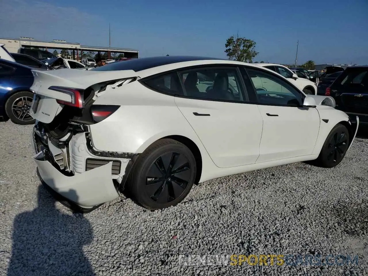 3 Photograph of a damaged car 5YJ3E1EBXSF951972 TESLA MODEL 3 2025