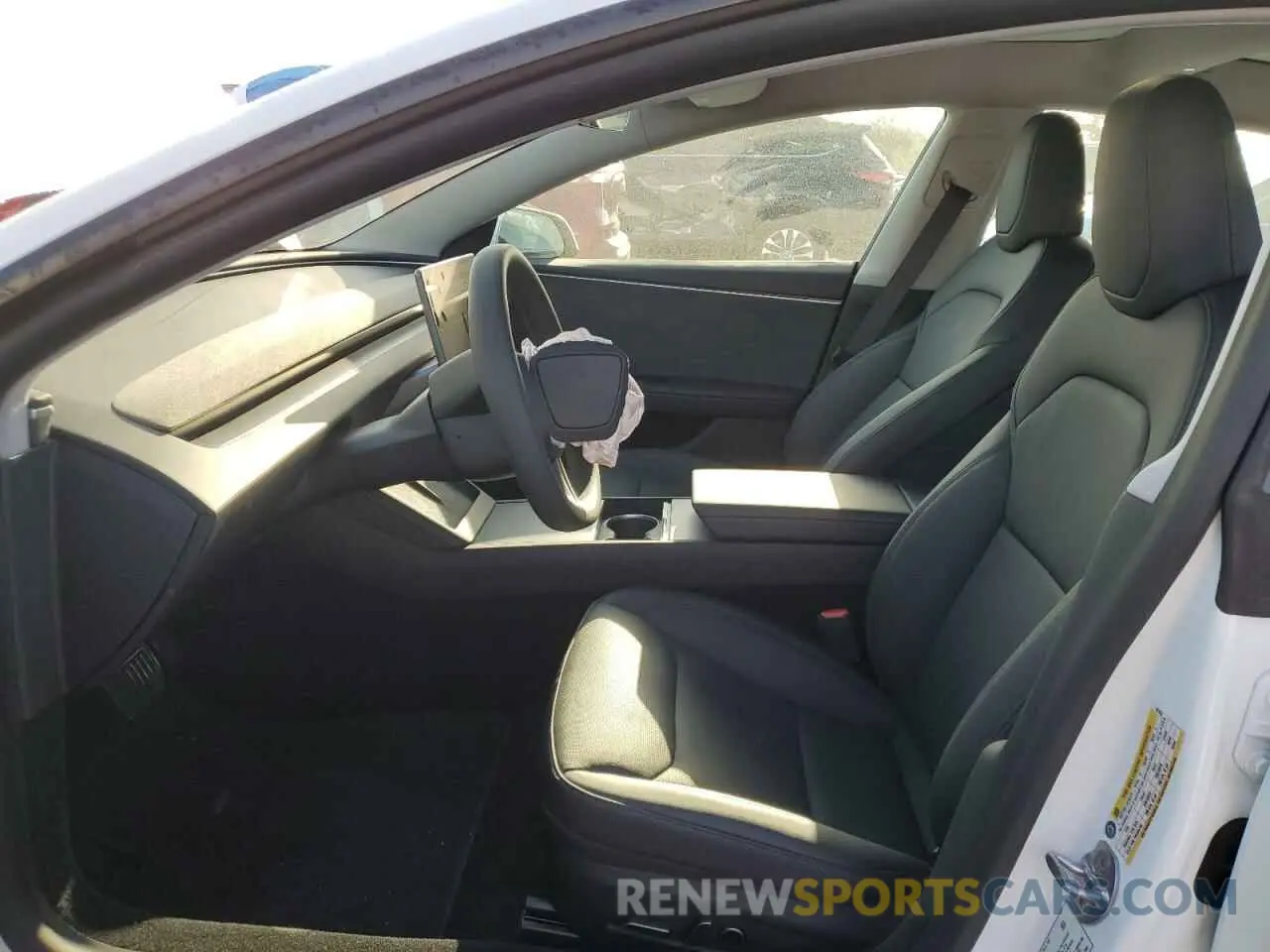 7 Photograph of a damaged car 5YJ3E1EBXSF951972 TESLA MODEL 3 2025