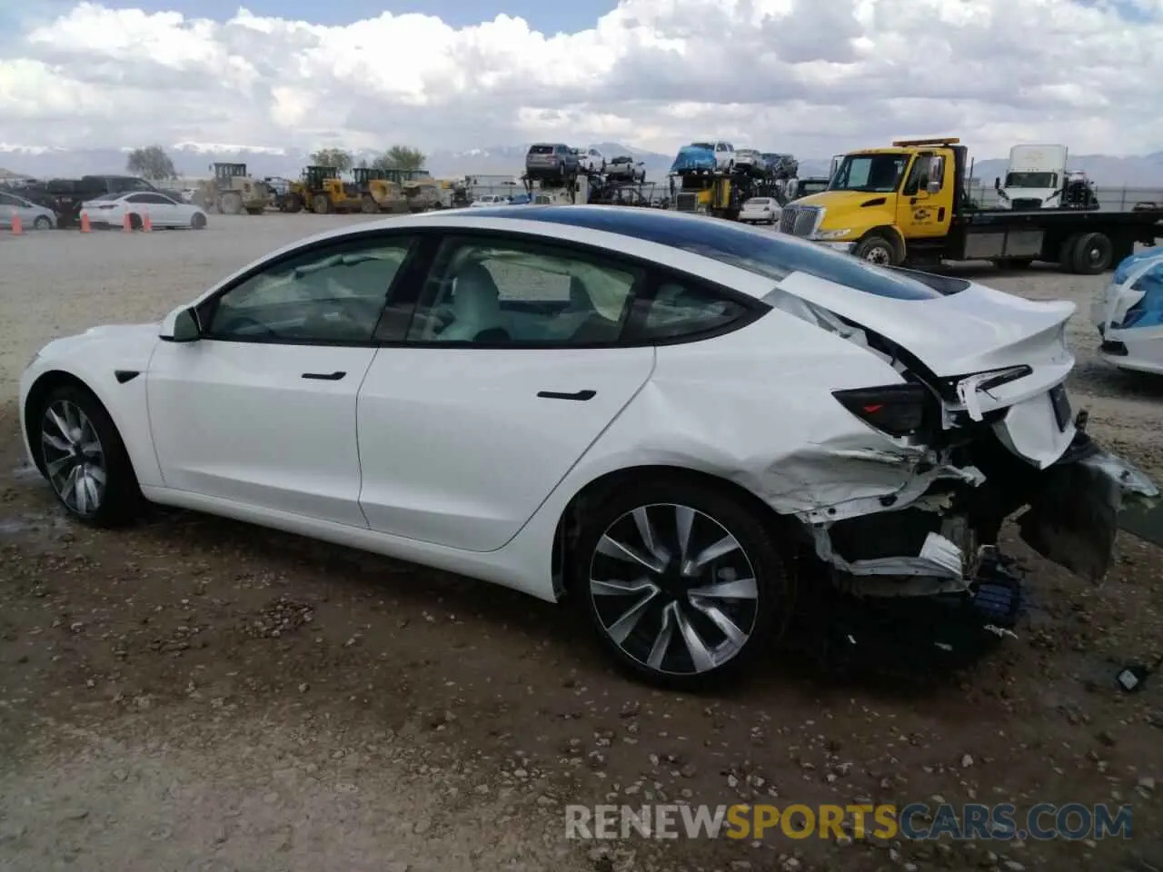 2 Photograph of a damaged car 5YJ3E1EBXSF968724 TESLA MODEL 3 2025