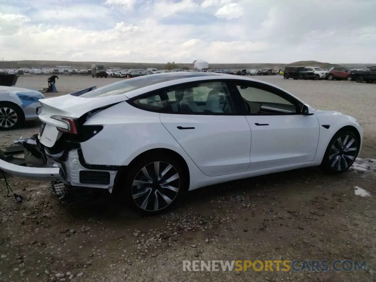 3 Photograph of a damaged car 5YJ3E1EBXSF968724 TESLA MODEL 3 2025