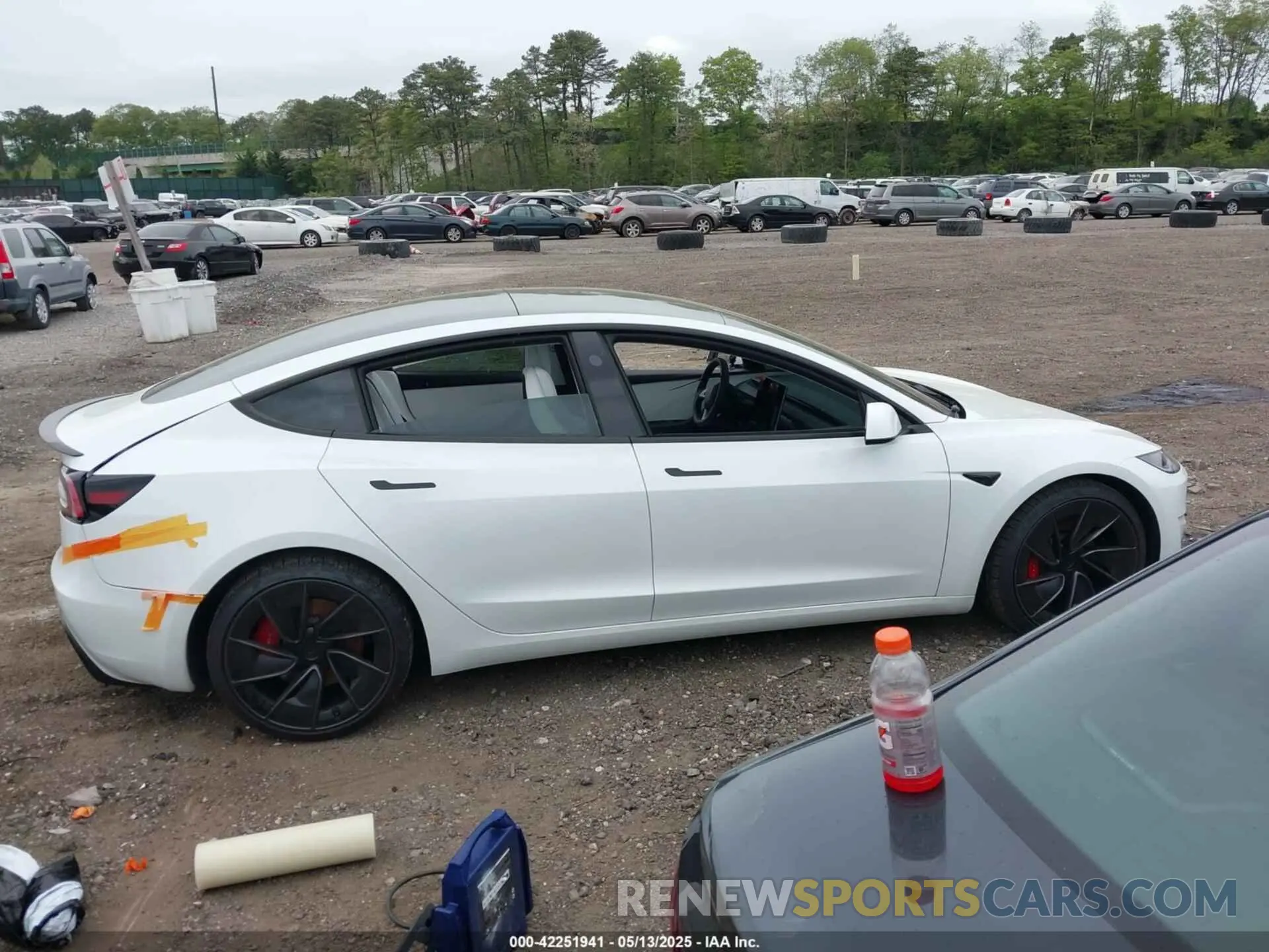 13 Photograph of a damaged car 5YJ3E1ET7SF939383 TESLA MODEL 3 2025