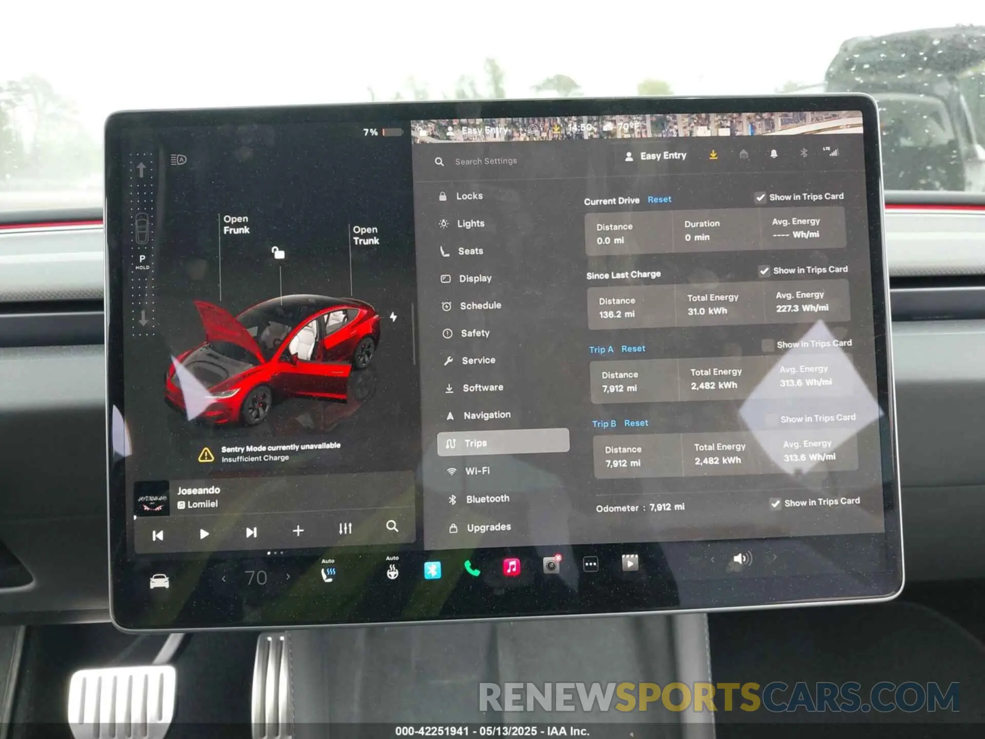 18 Photograph of a damaged car 5YJ3E1ET7SF939383 TESLA MODEL 3 2025