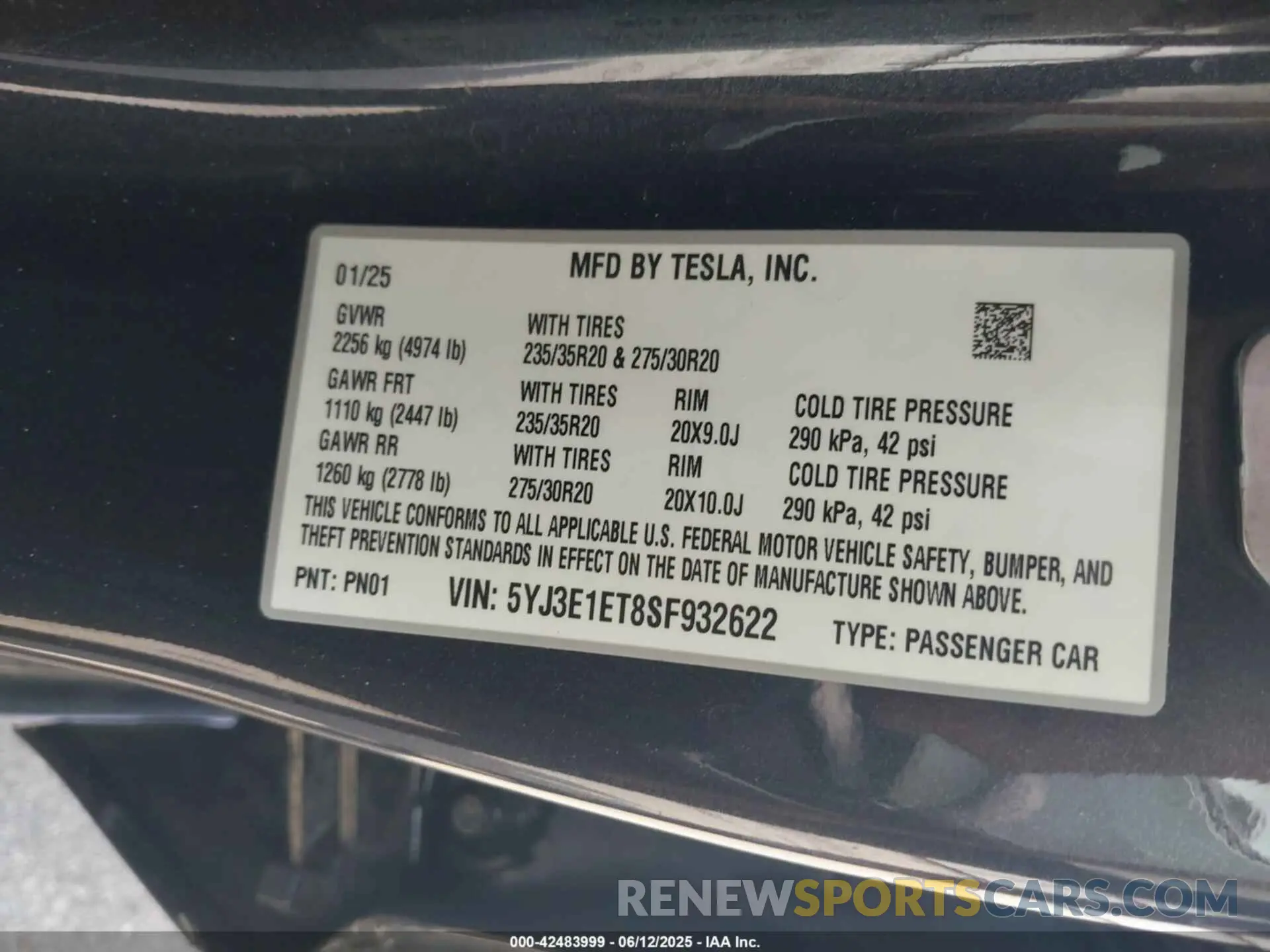 9 Photograph of a damaged car 5YJ3E1ET8SF932622 TESLA MODEL 3 2025