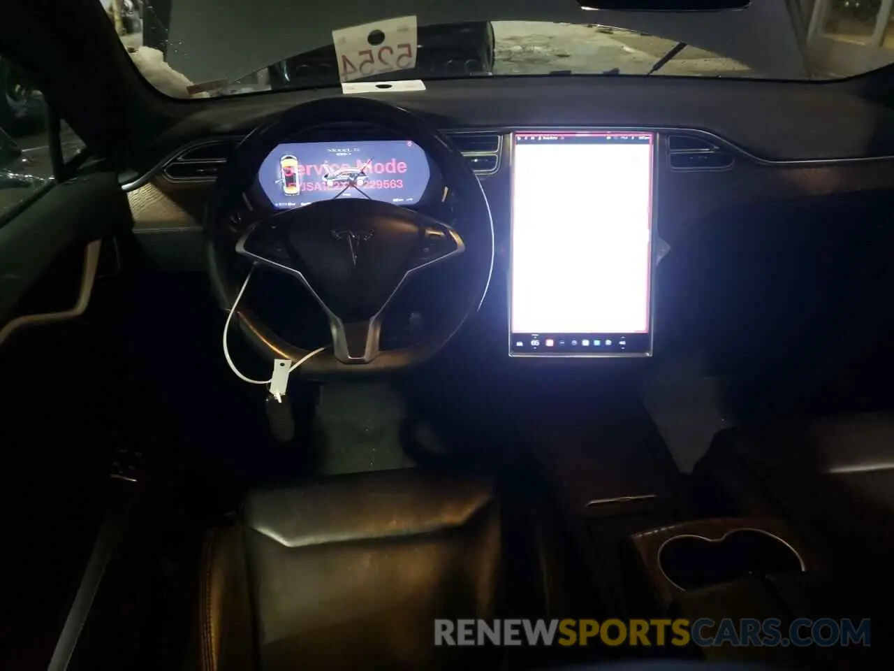 8 Photograph of a damaged car 5YJSA1E2XHF229563 TESLA MODEL S 2017