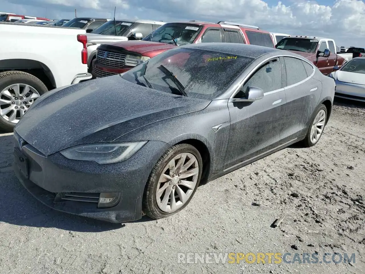 1 Photograph of a damaged car 5YJSA1E20KF305993 TESLA MODEL S 2019