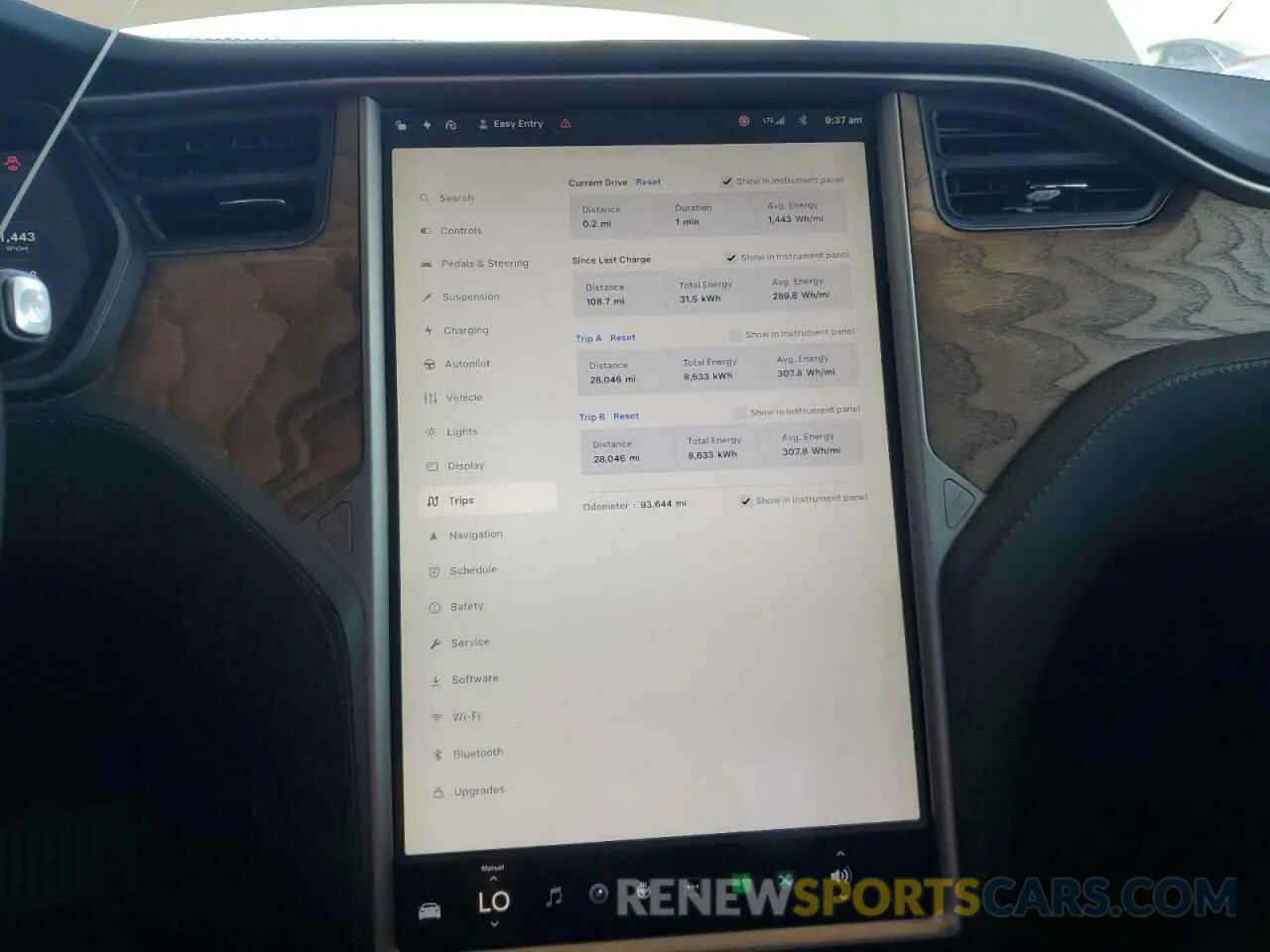 9 Photograph of a damaged car 5YJSA1E20KF307100 TESLA MODEL S 2019