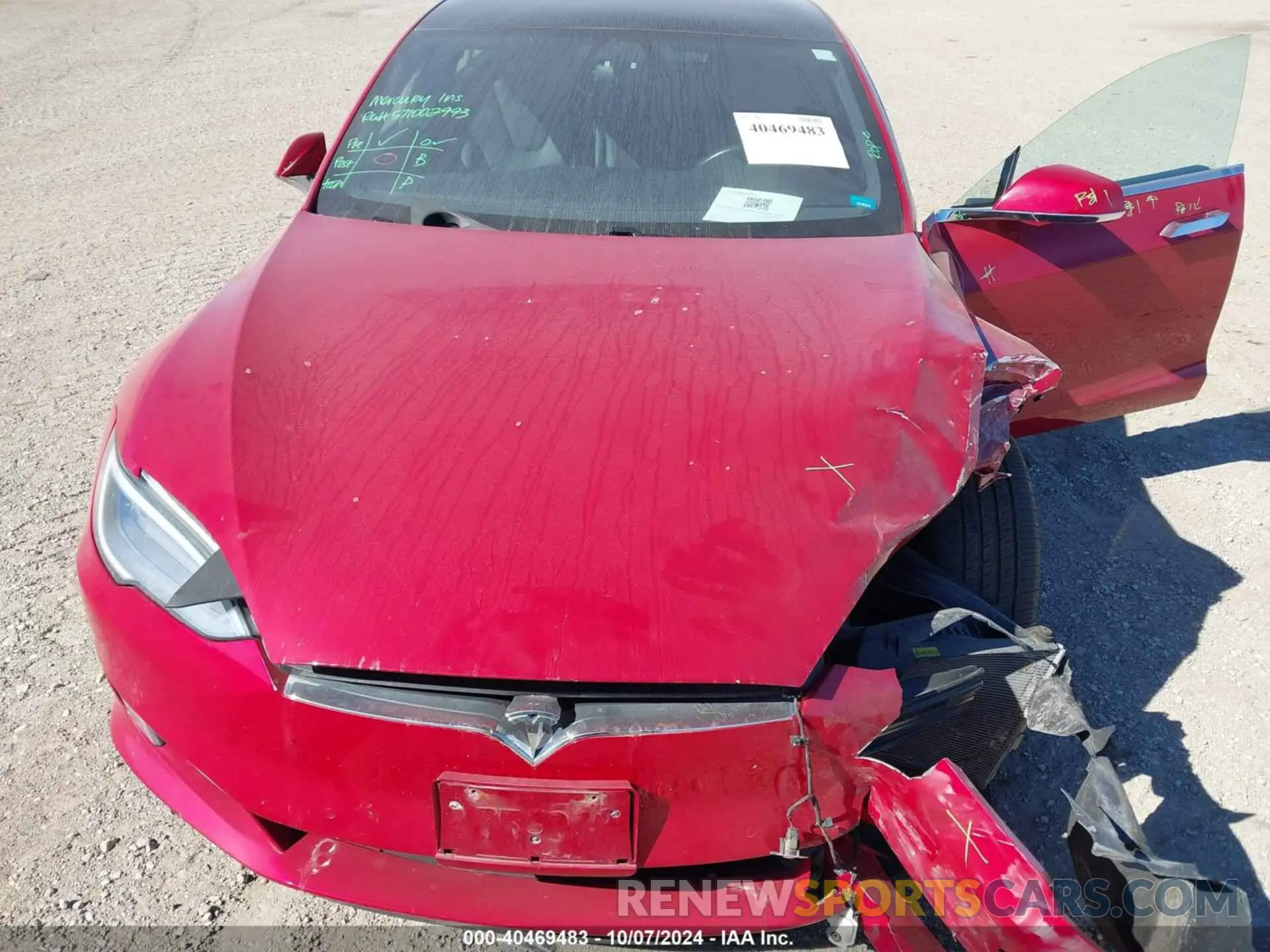 10 Photograph of a damaged car 5YJSA1E22KF312024 TESLA MODEL S 2019
